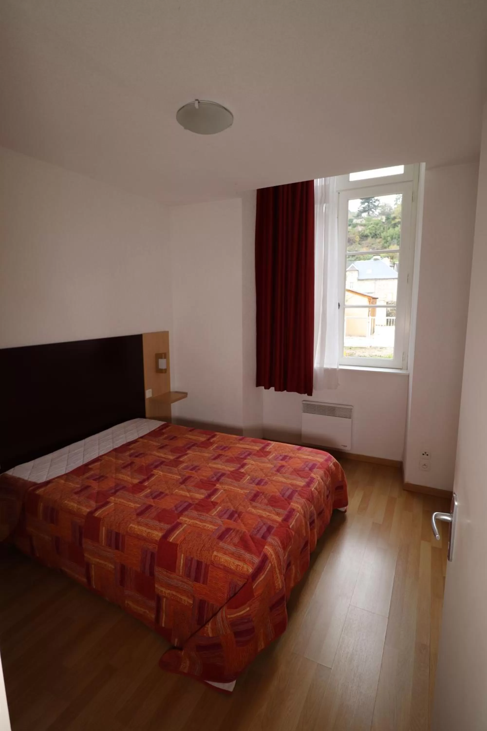 Bed in Chateau Ricard