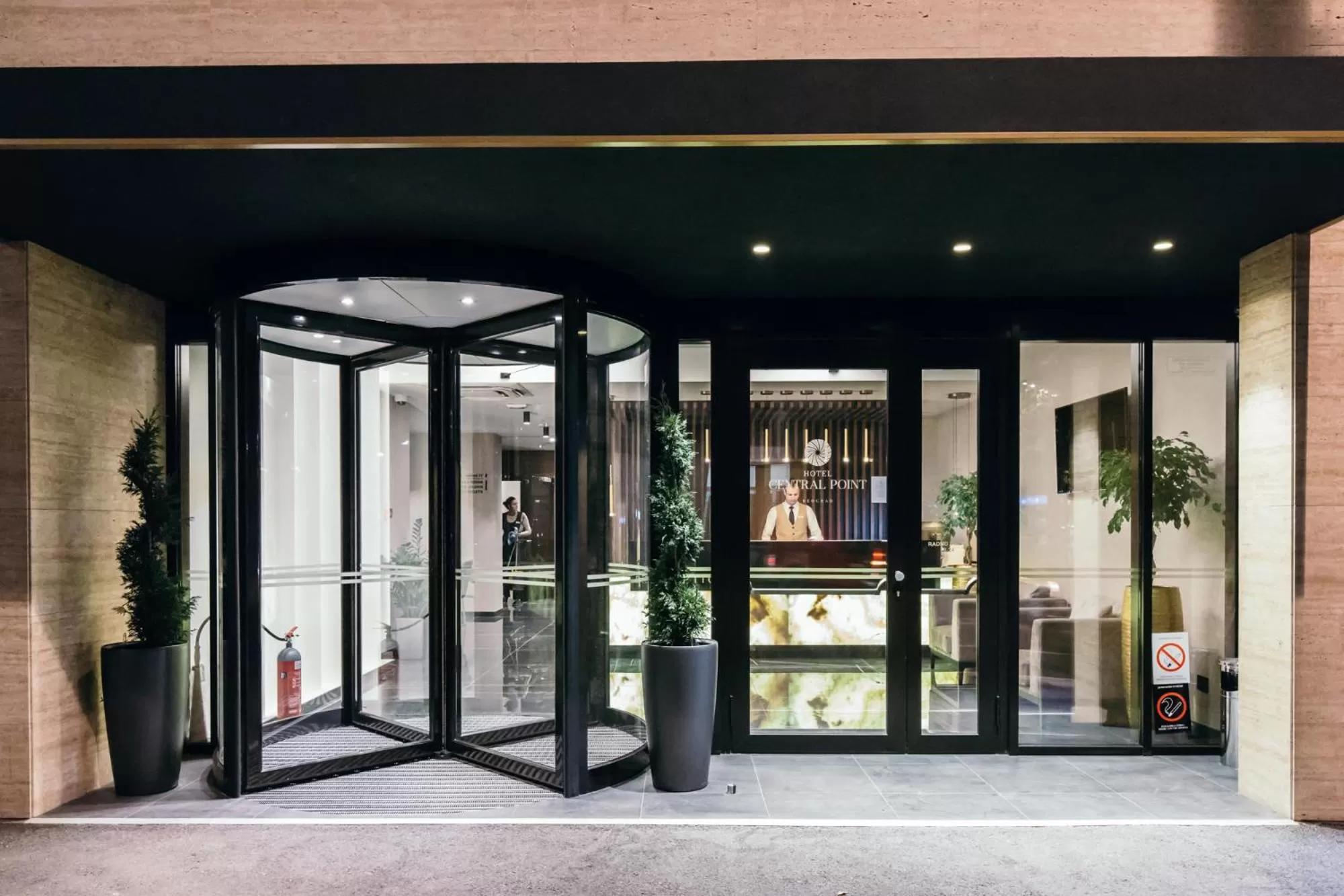 Facade/entrance in Central Point Hotel Beograd