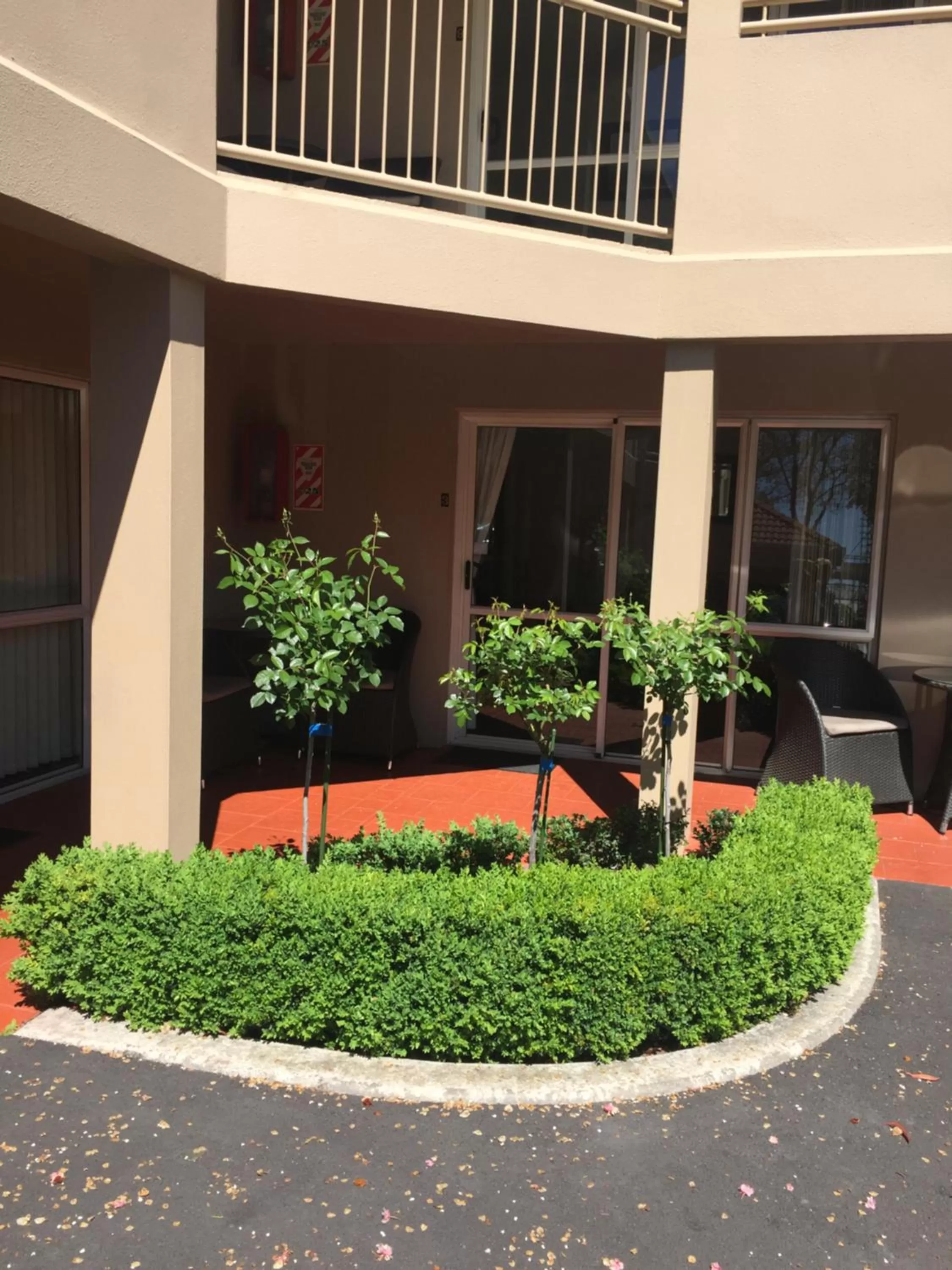 Patio in Tuscana Motor Lodge