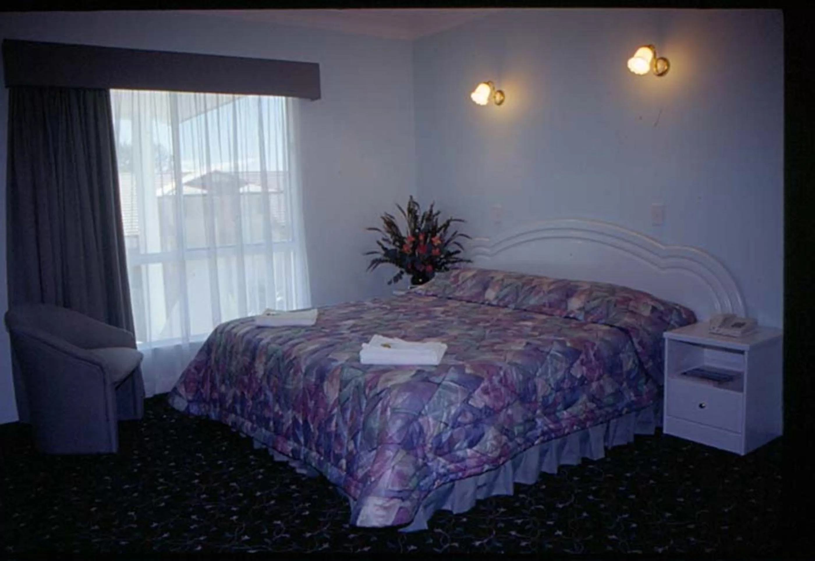 Executive Suite in Runaway Bay Motor Inn