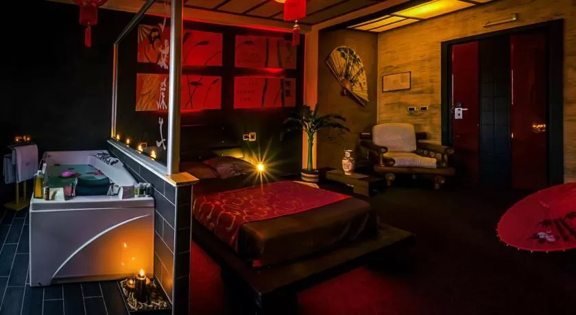 hair dresser, Bed in Hotel Daytona Palace