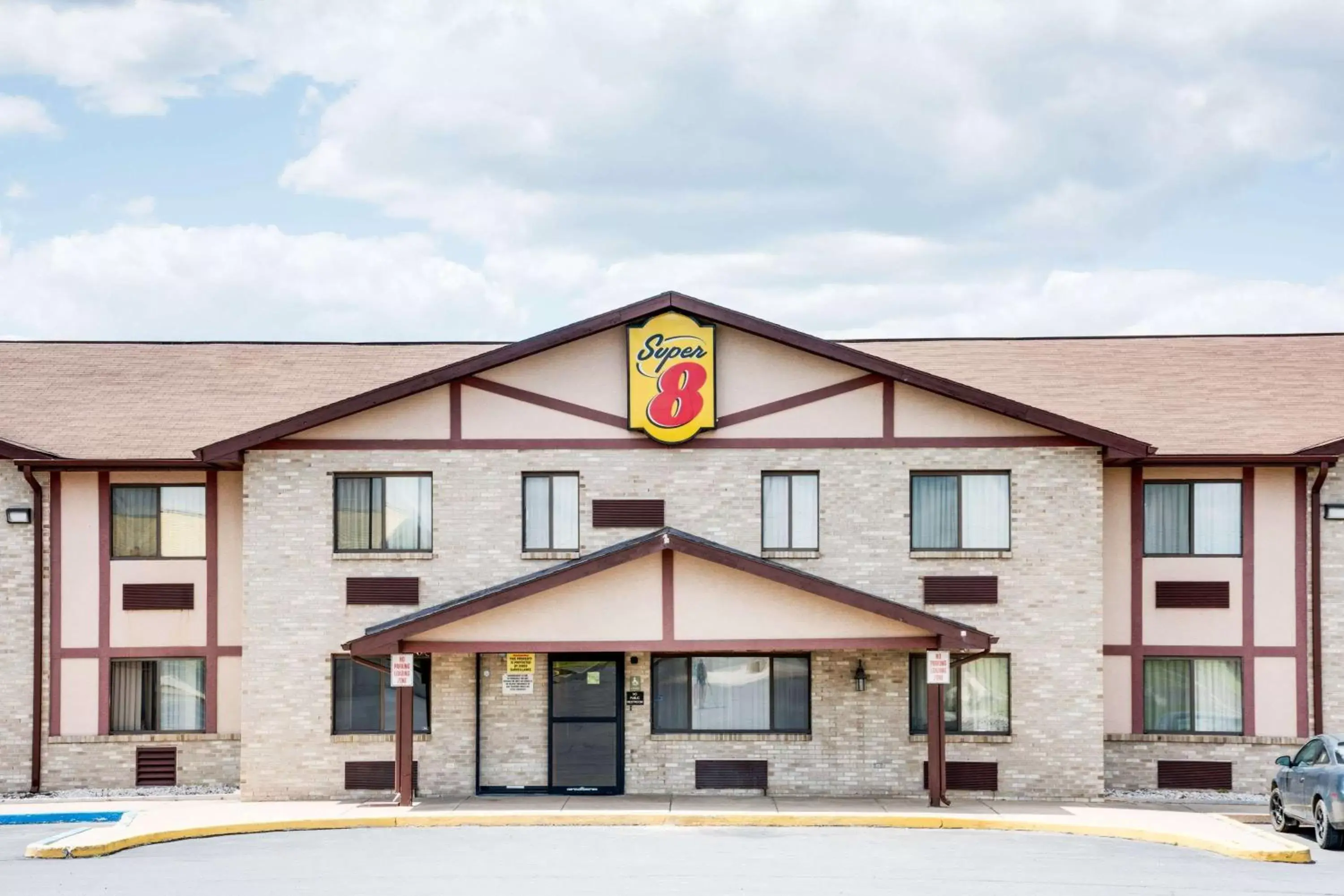 Super 8 by Wyndham Allentown Kutztown Area Super 8 by Wyndham Allentown Kutztown Area