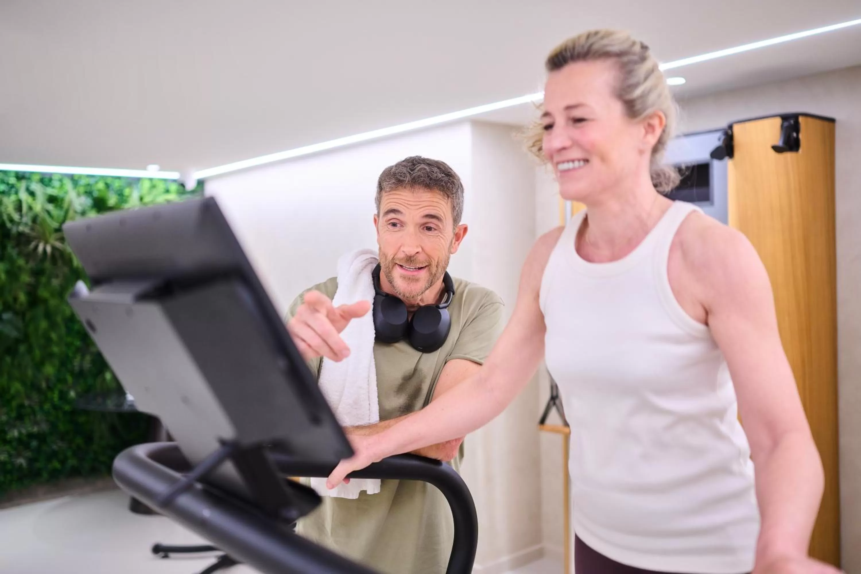 Fitness centre/facilities in The CORNR Hotel