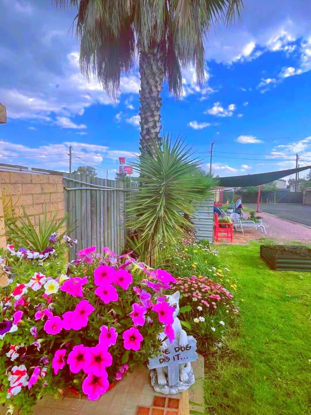 Garden in Mandalay Motel