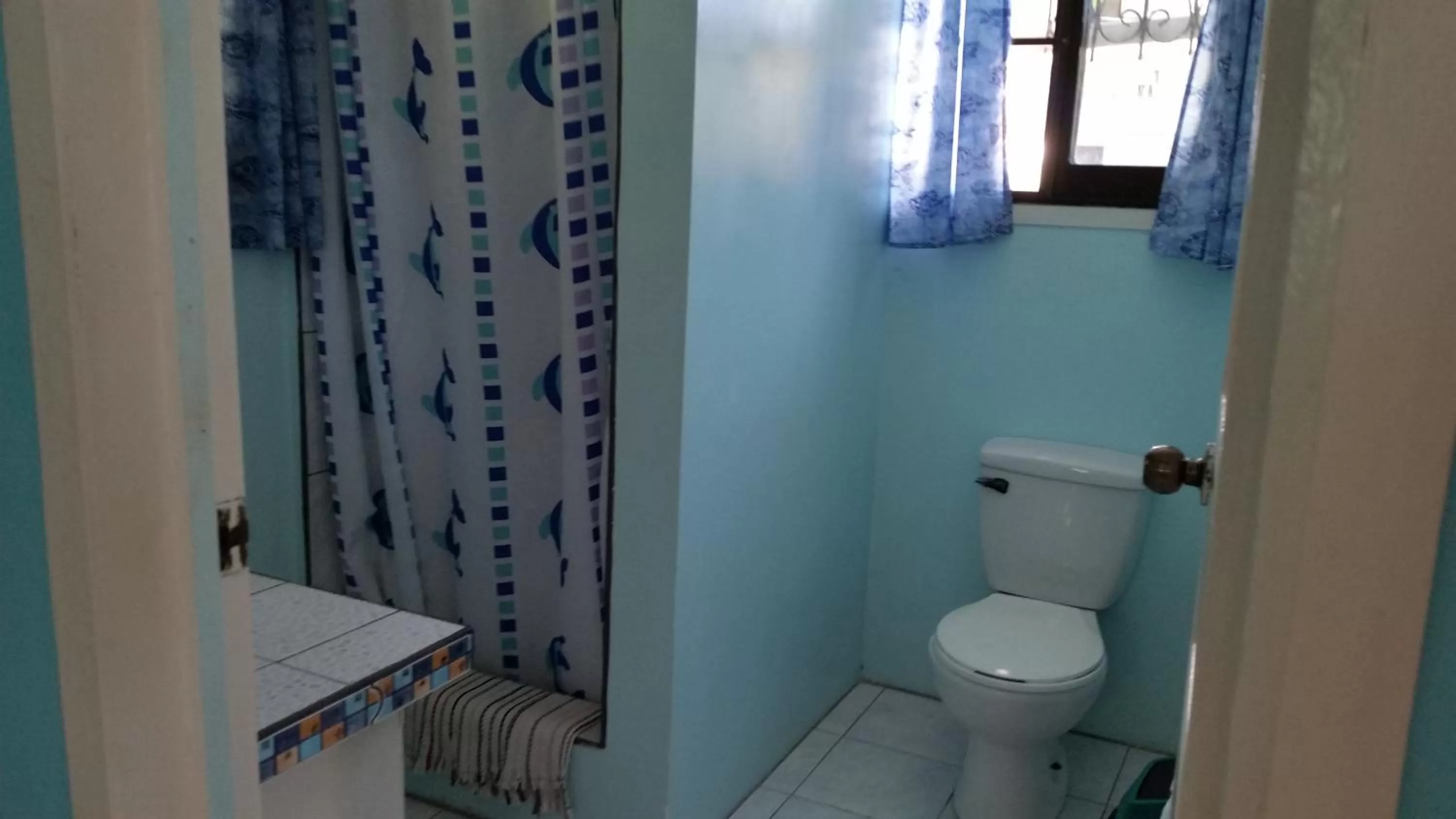 Bathroom in Barefoot Beach Belize