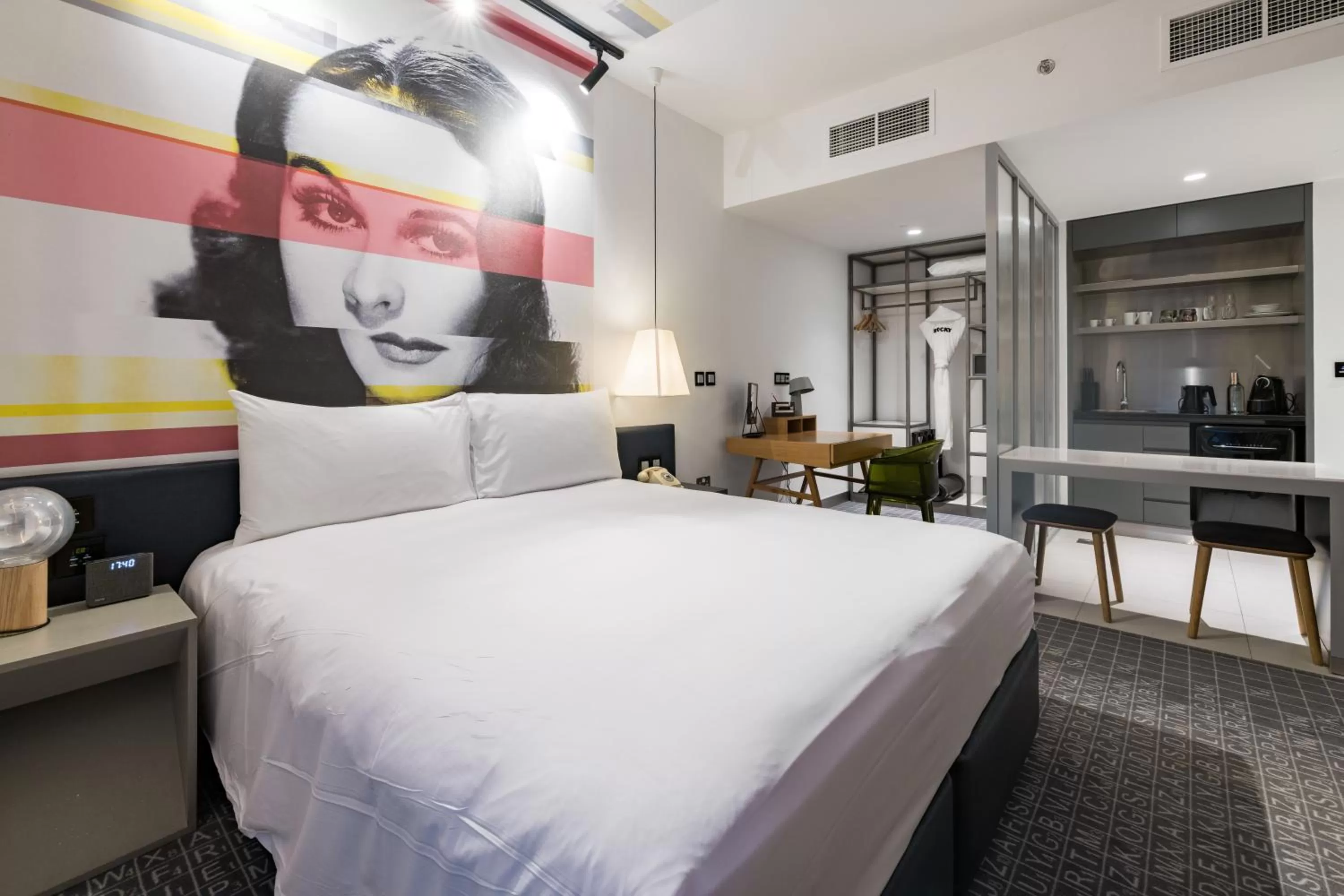 Bed in Studio One Hotel