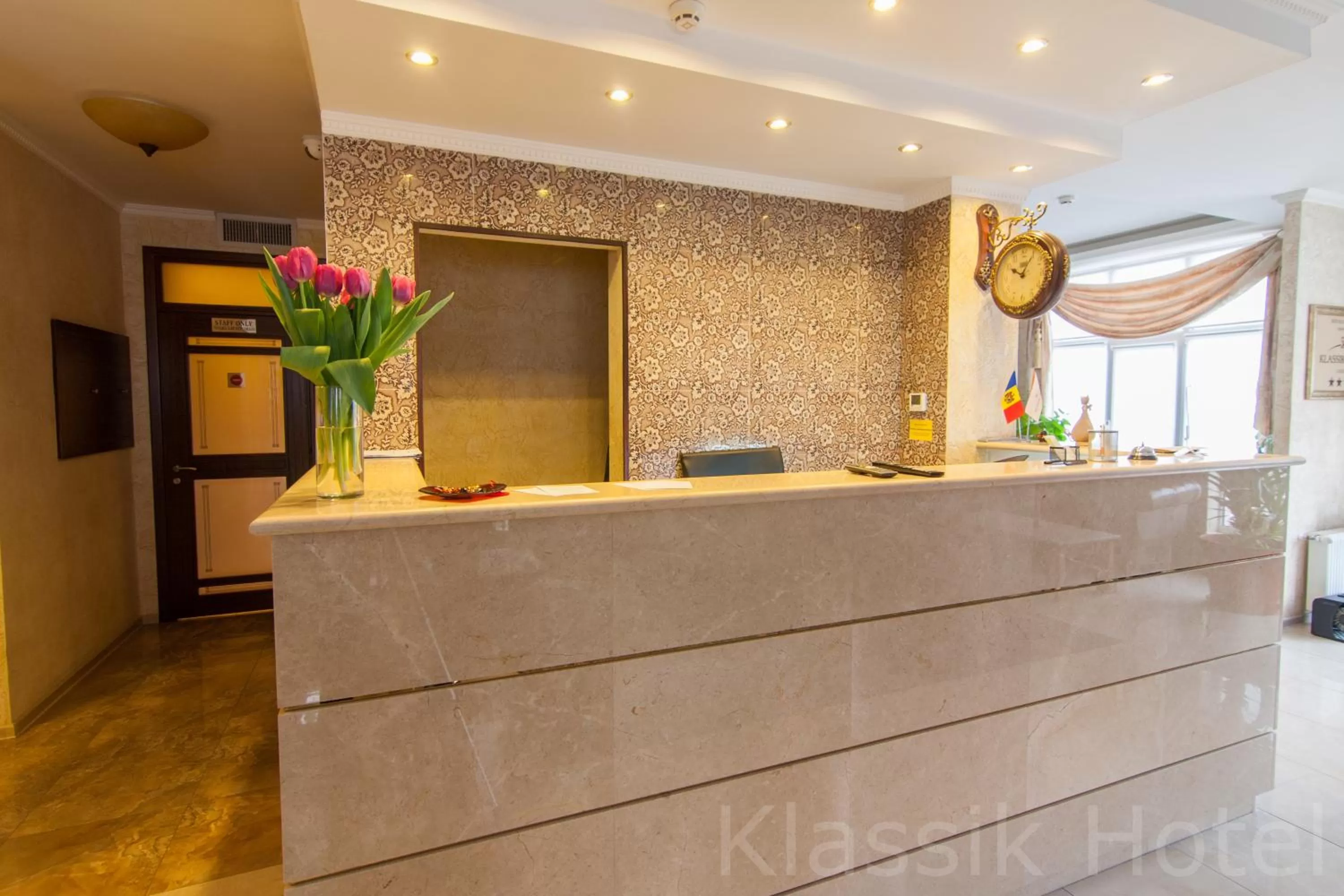 Lobby or reception in Klassik Hotel