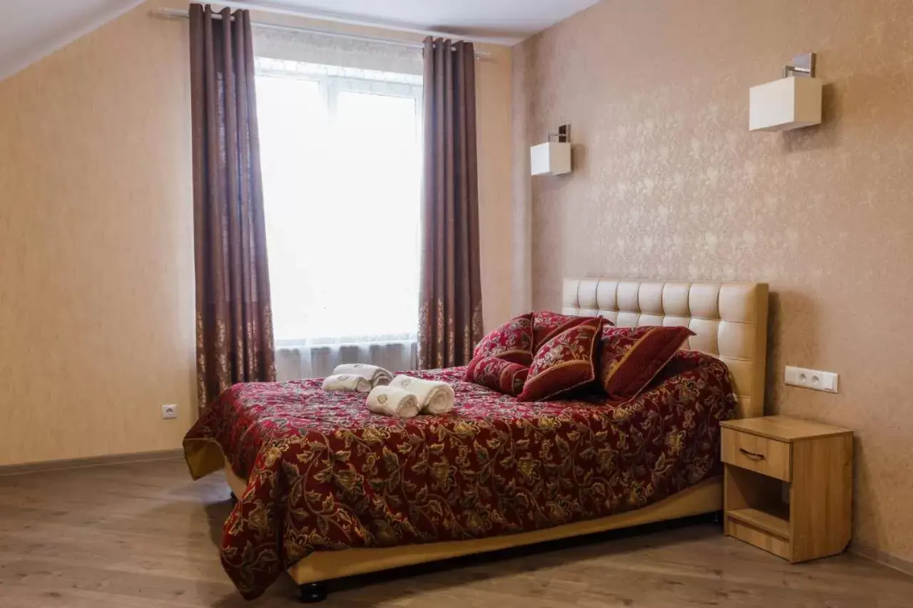 Suite in Hostynnyy Dvir Suite in Hostynnyy Dvir