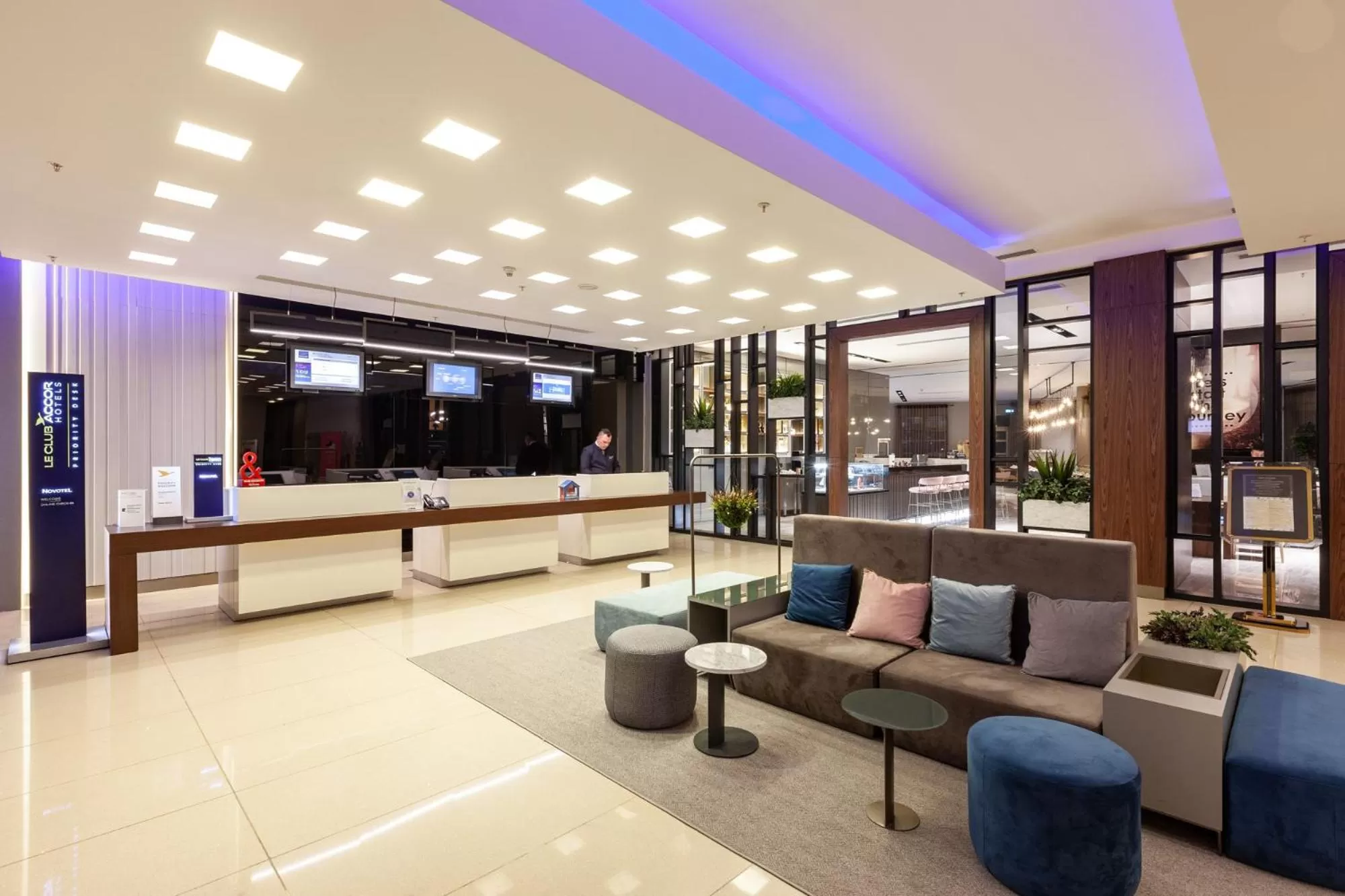 Lobby or reception in Novotel Trabzon