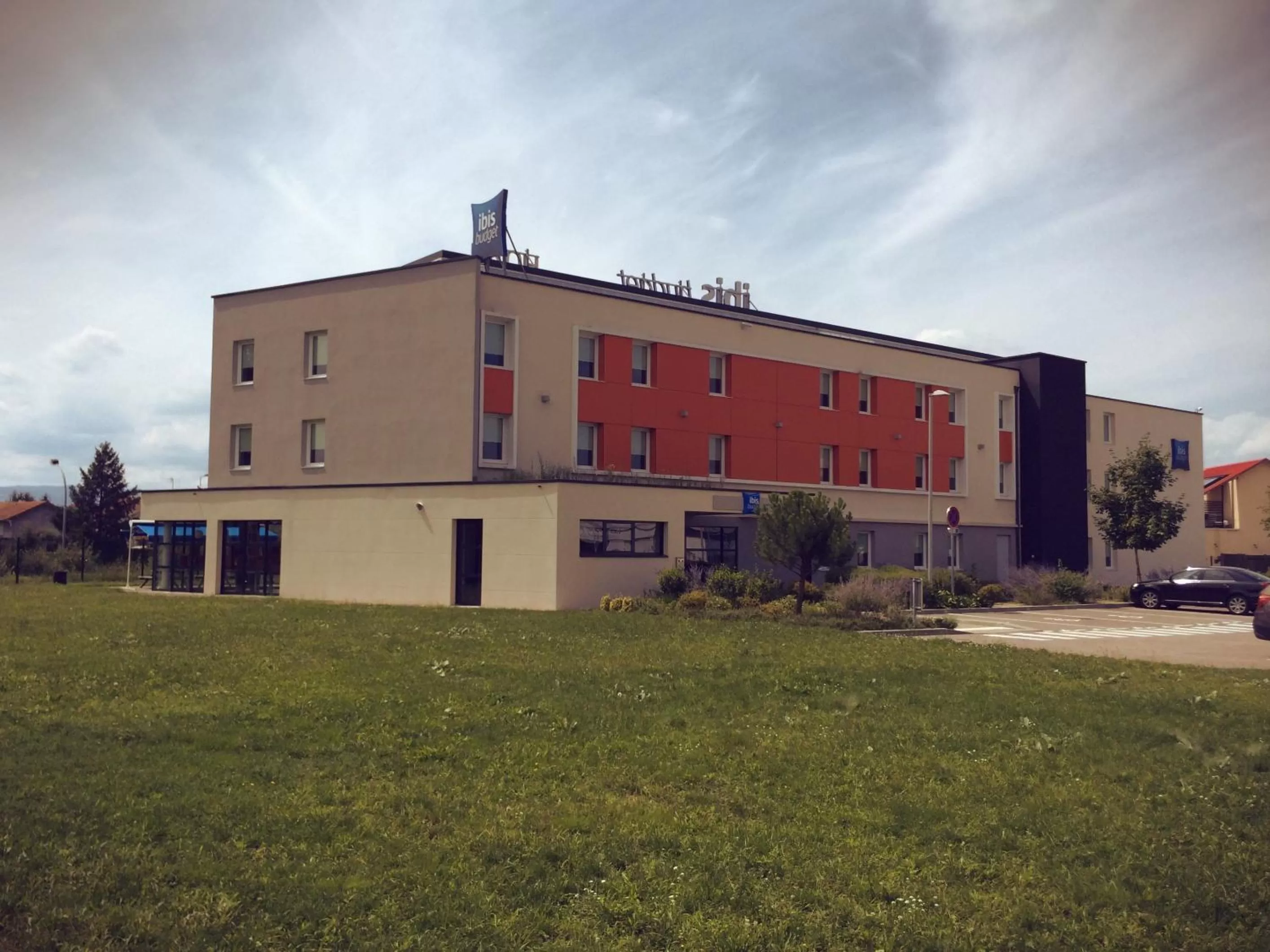Property building in Ibis Budget Roanne Hôtel