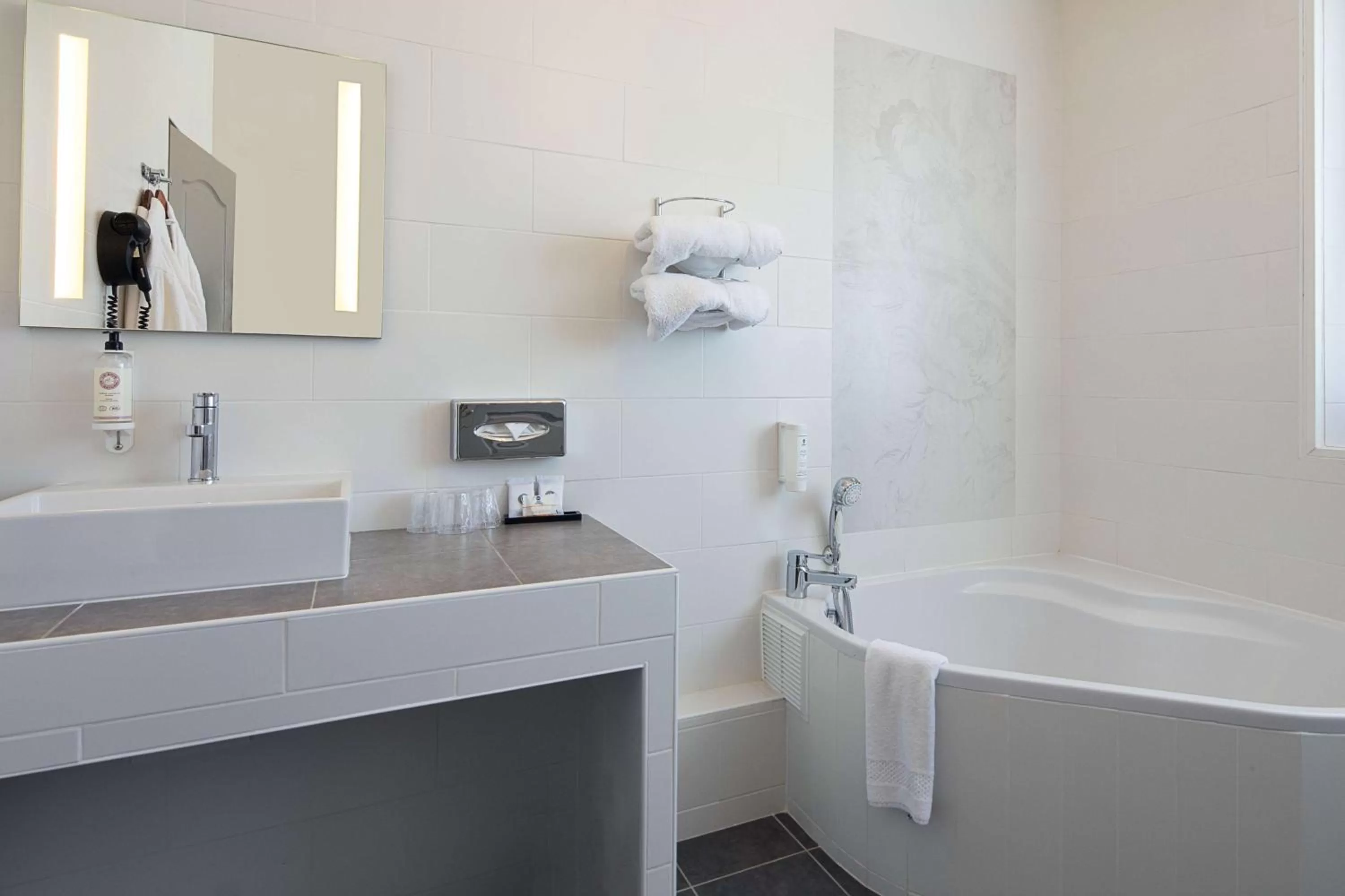 Bathroom in Best Western Central Hotel