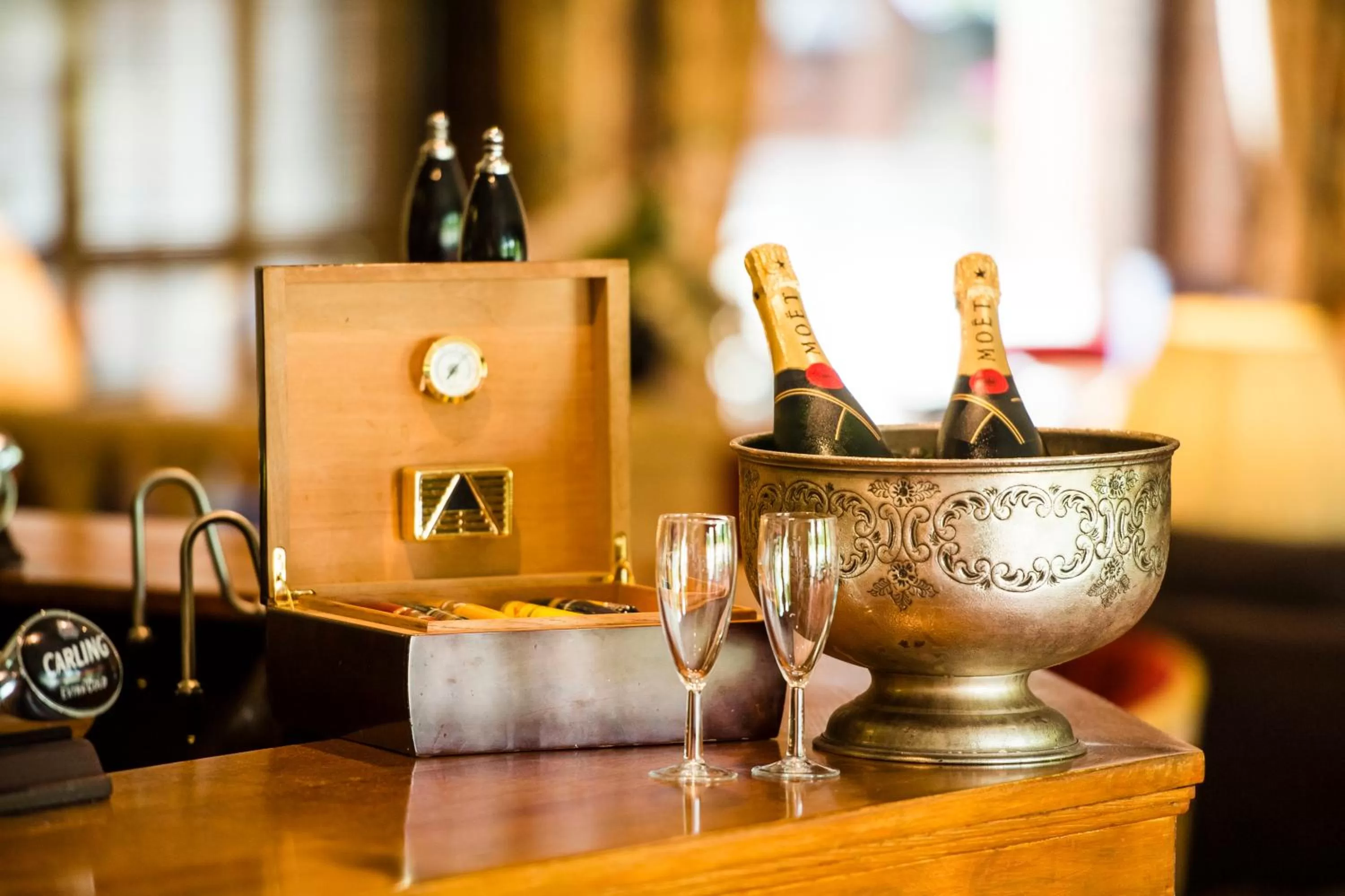 Food and drinks in Parkway Hotel & Spa