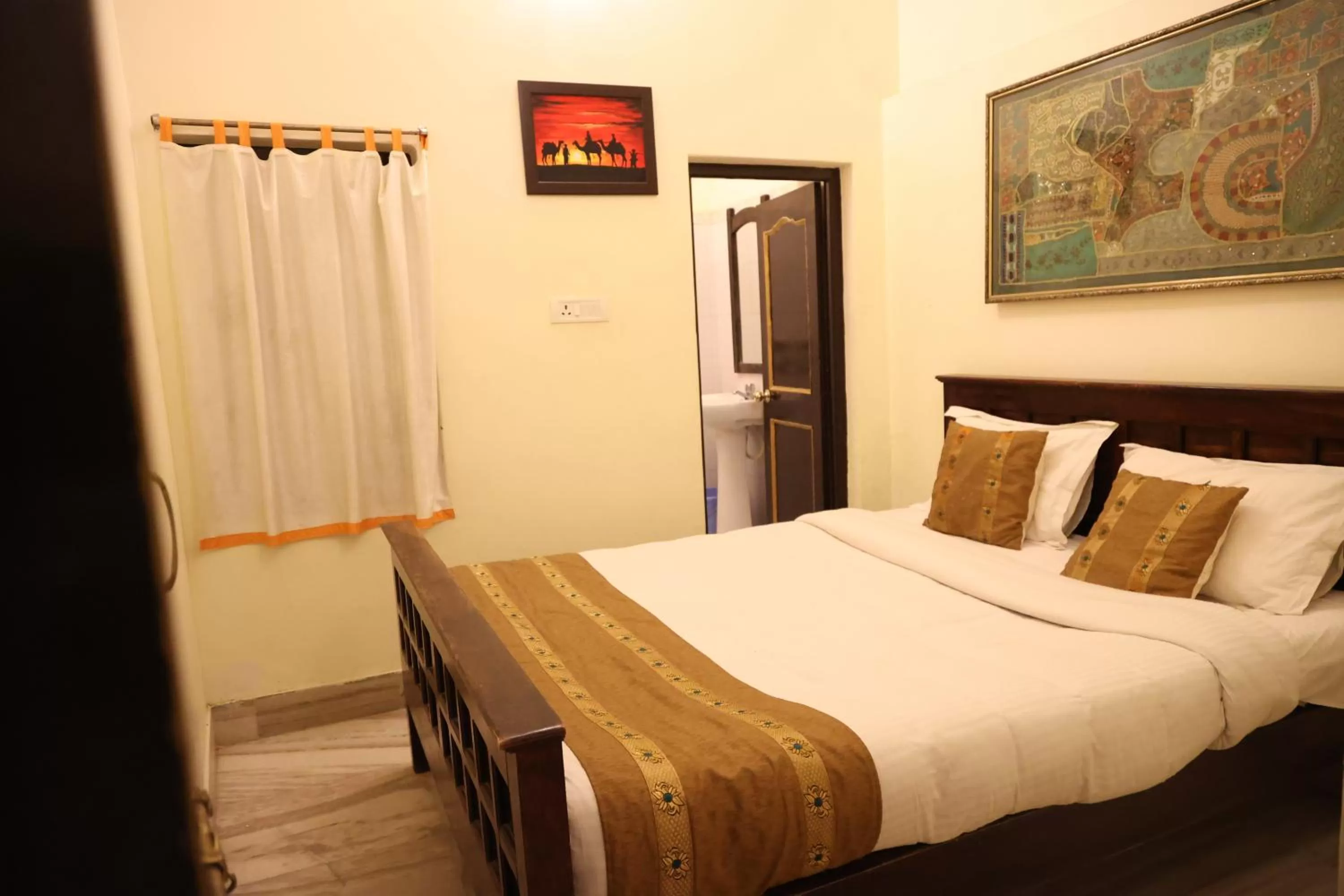 Bed in Hotel Shahi Garh