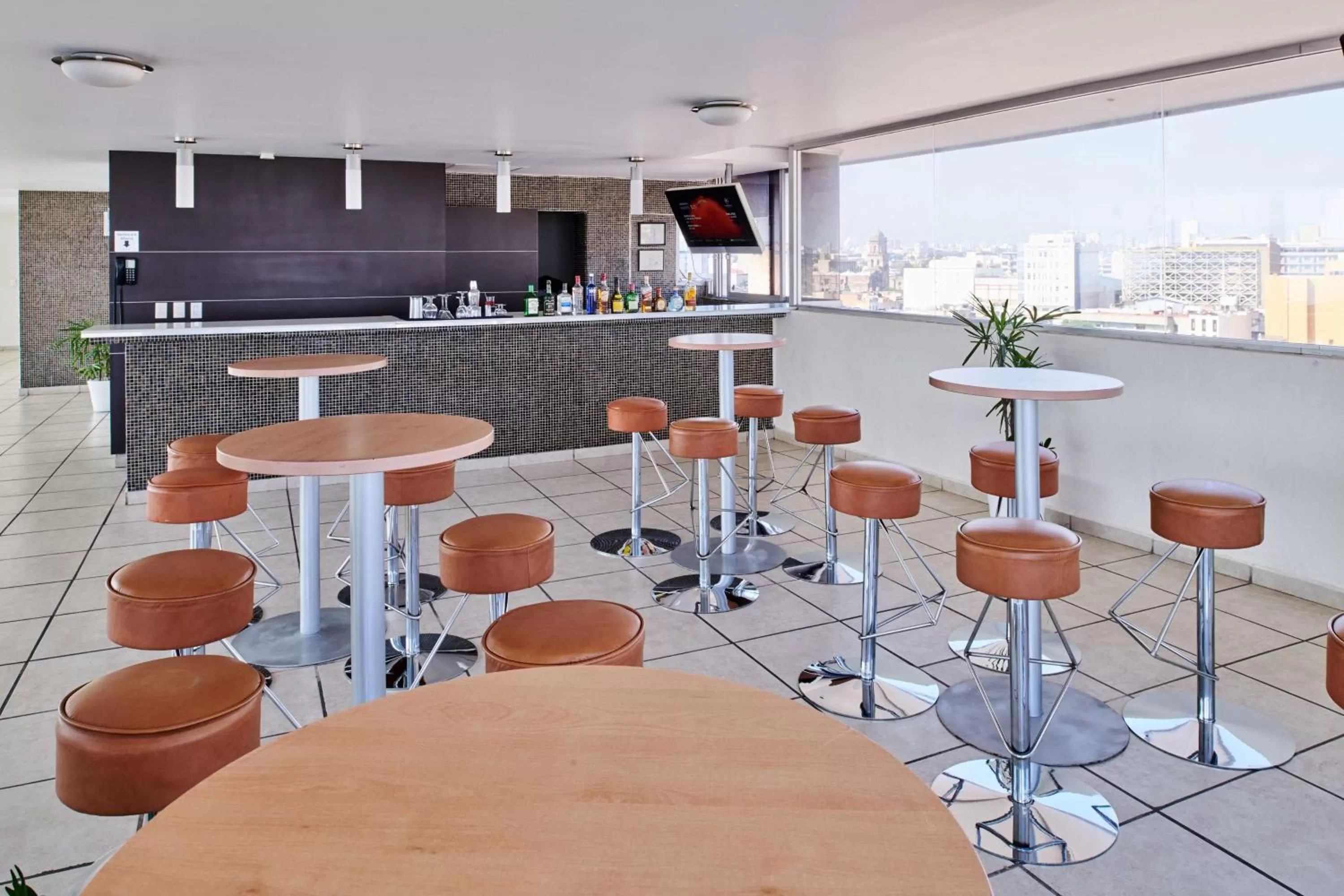 Lounge or bar in Best Western Plus Gran Hotel Centro Historico