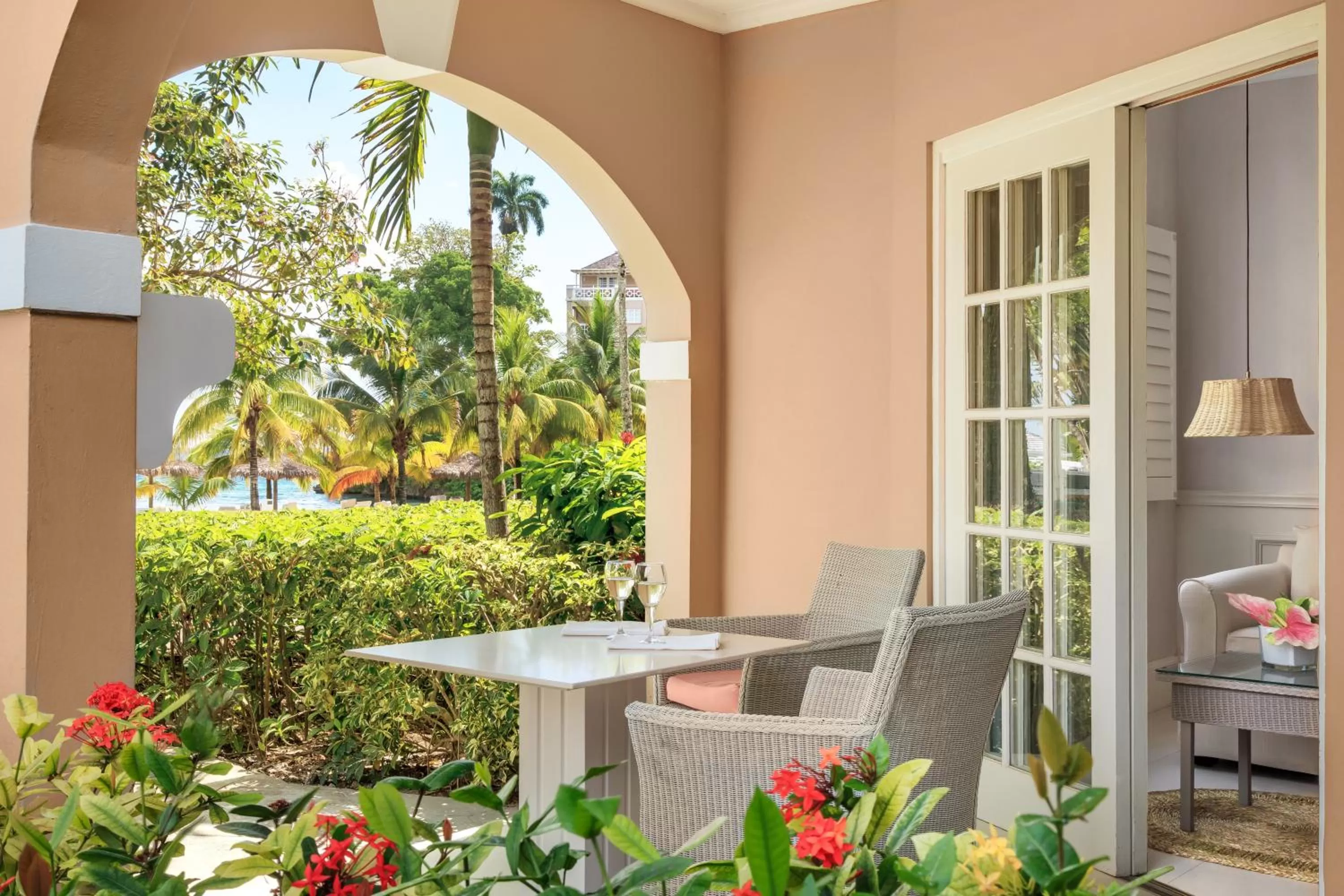 Patio in Couples Sans Souci