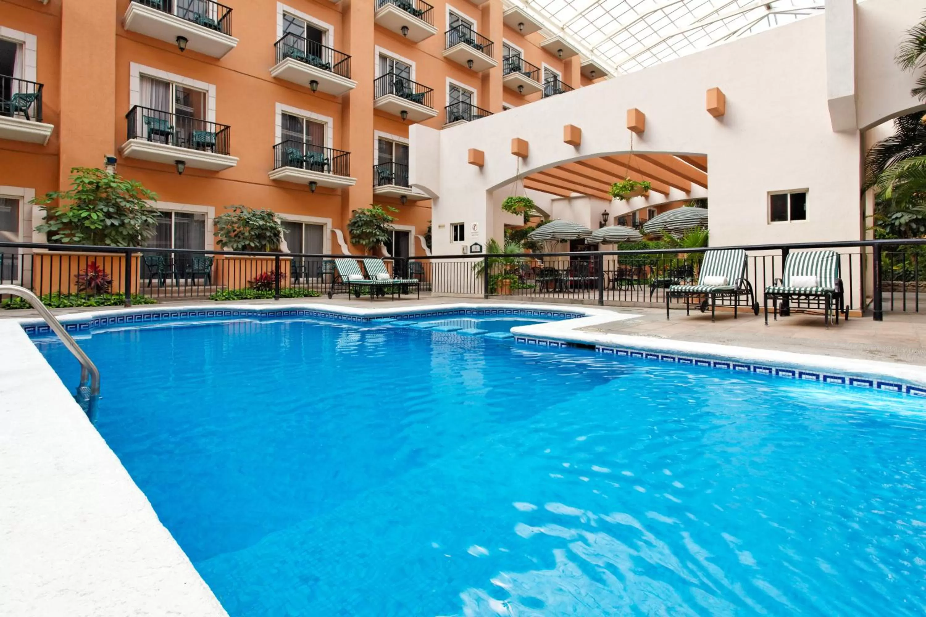 Swimming pool in Holiday Inn Express - Monterrey - Tecnologico by IHG