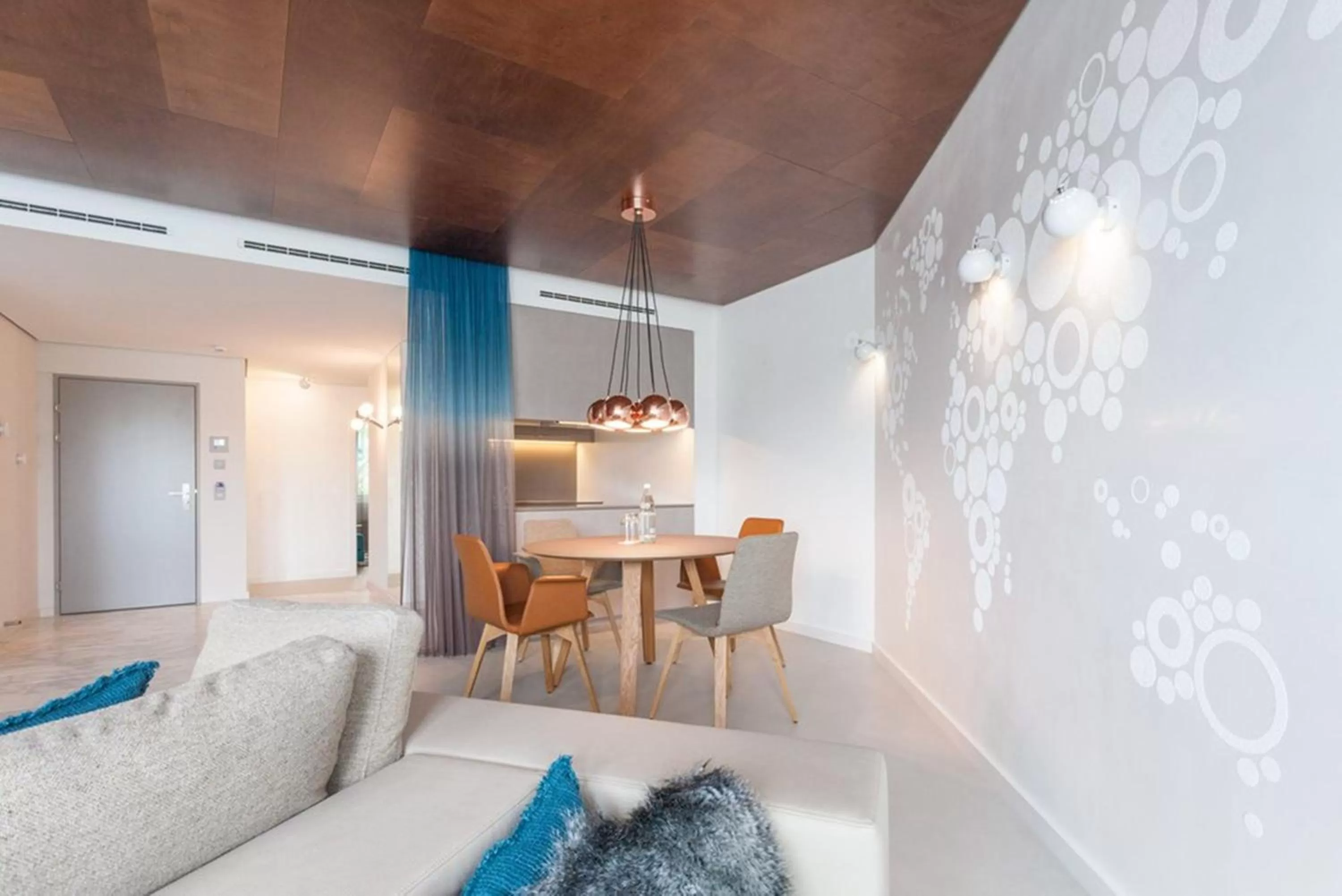 Kitchen or kitchenette in EMA House Hotel Suites