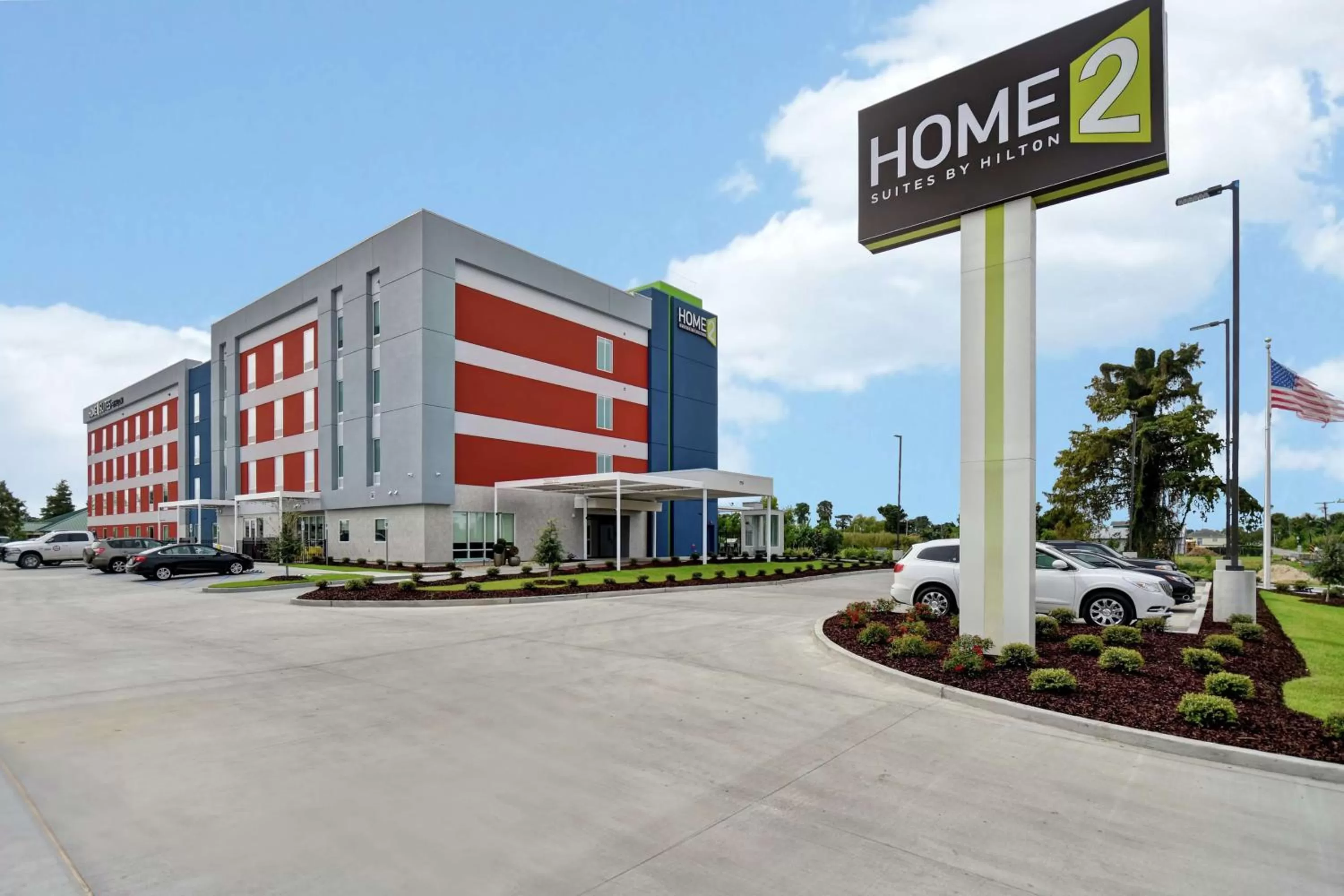 Property building in Home2 Suites by Hilton Harvey New Orleans Westbank