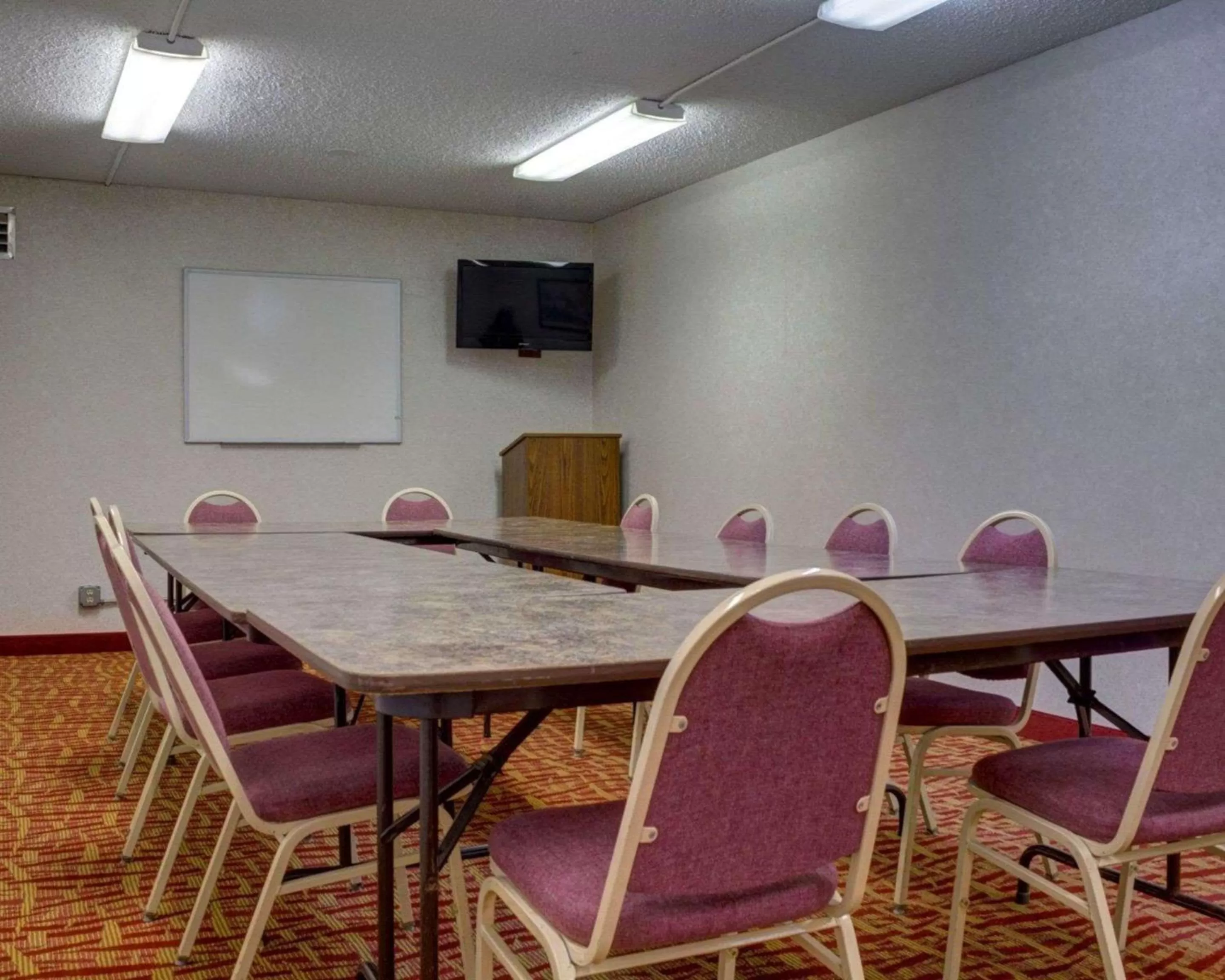 On site in Rodeway Inn Columbia Mall Loop