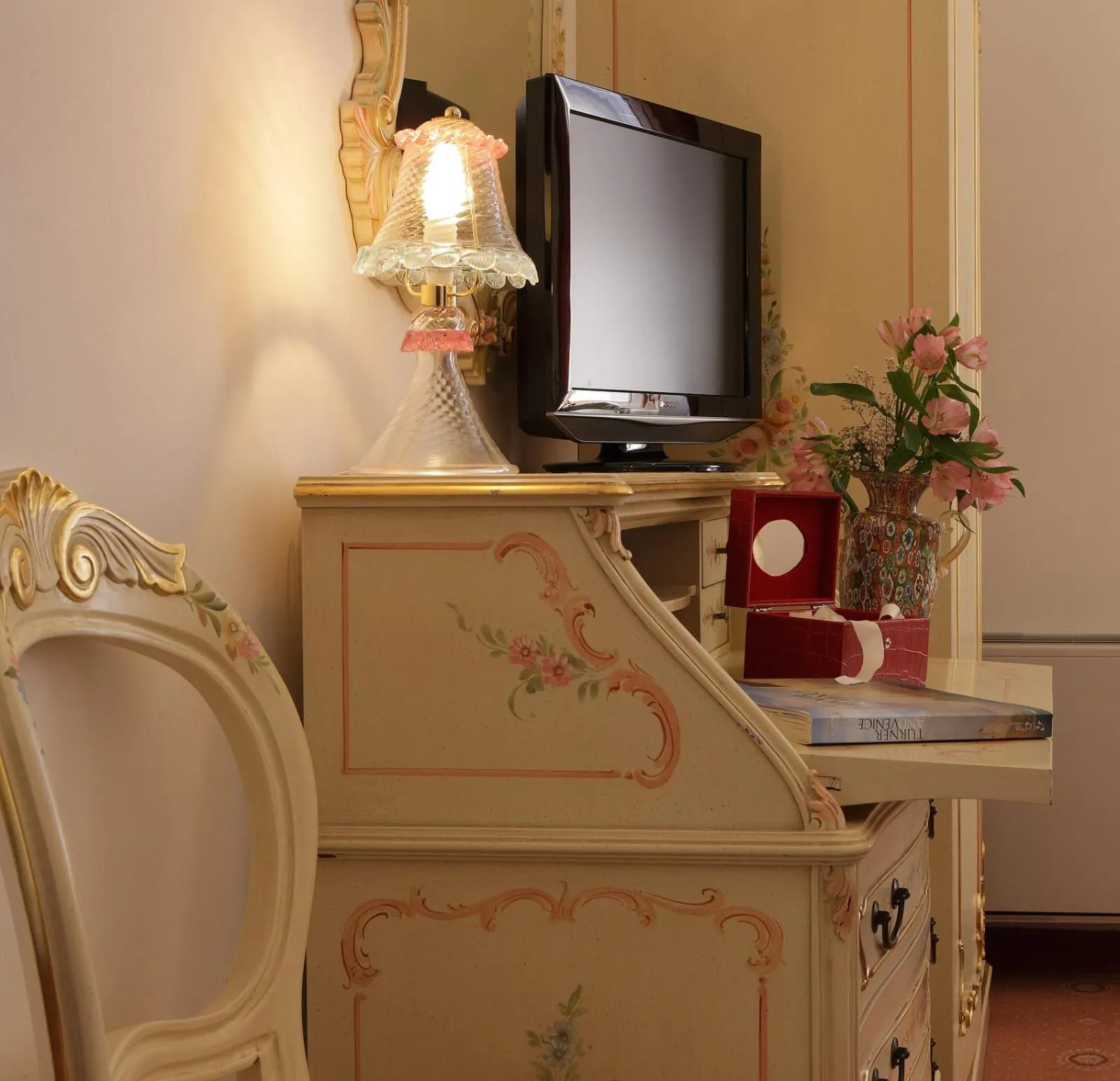 Decorative detail in Hotel La Residenza