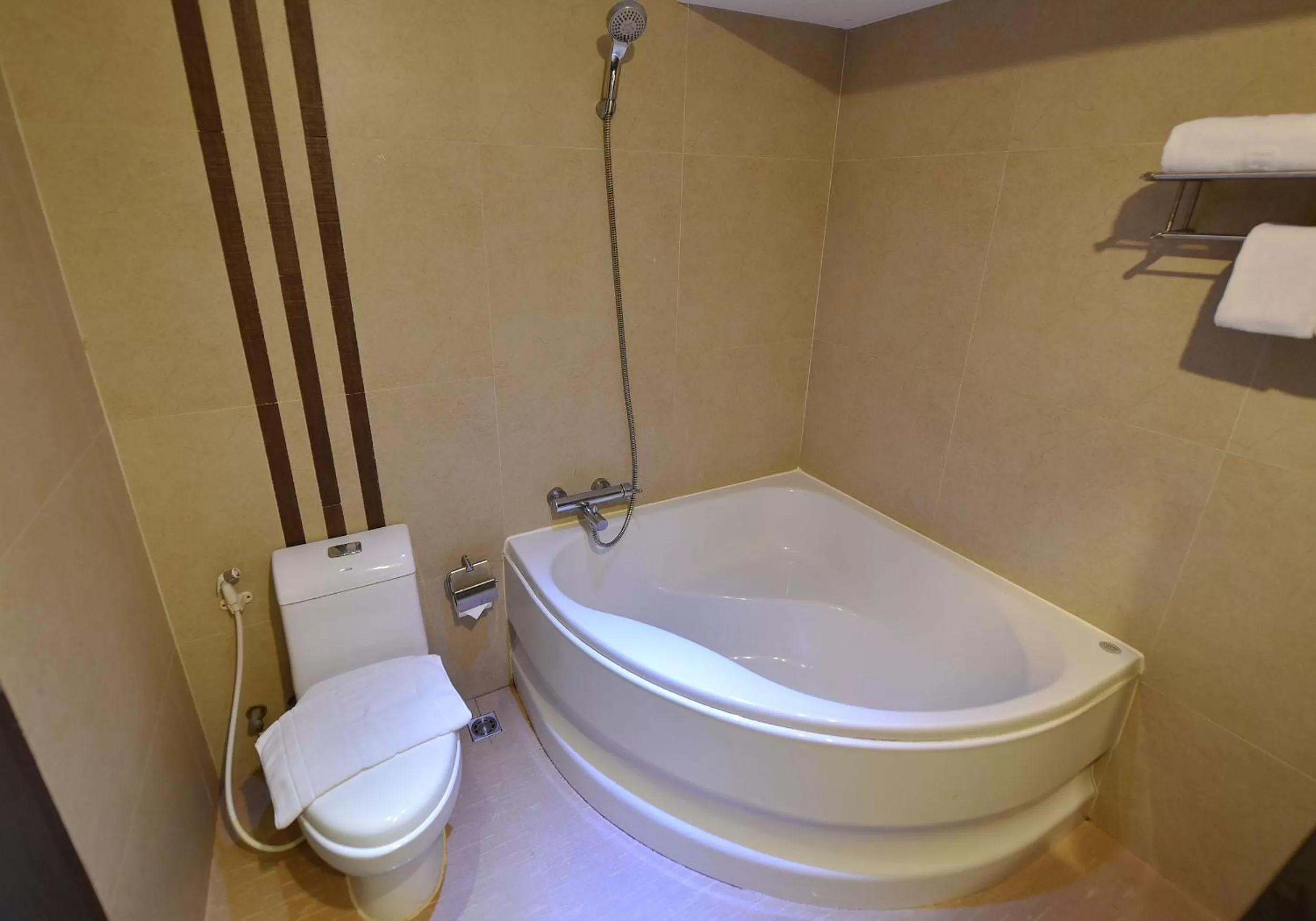 Bathroom in Bangkok City Hotel