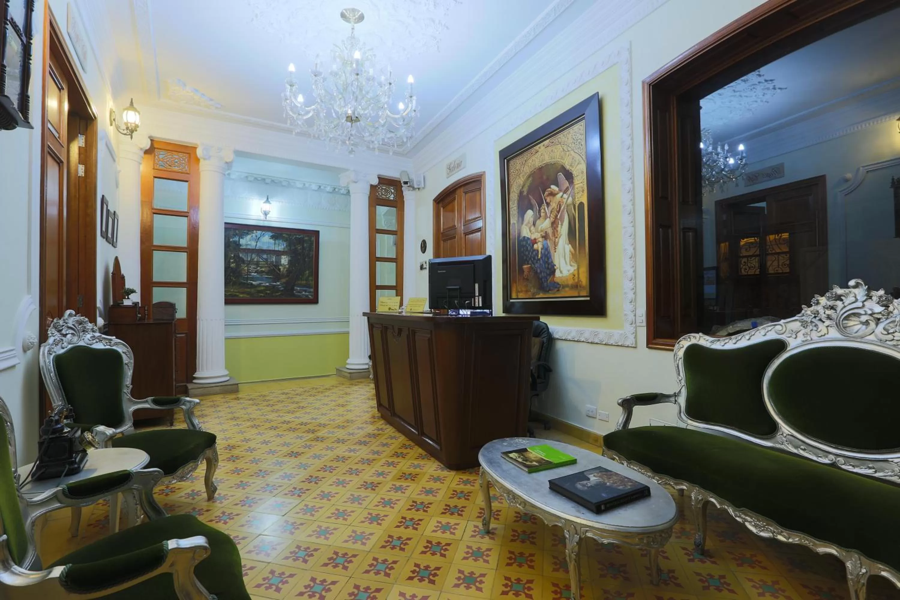 Lobby or reception in Hotel Santa Lucia Boutique Spa