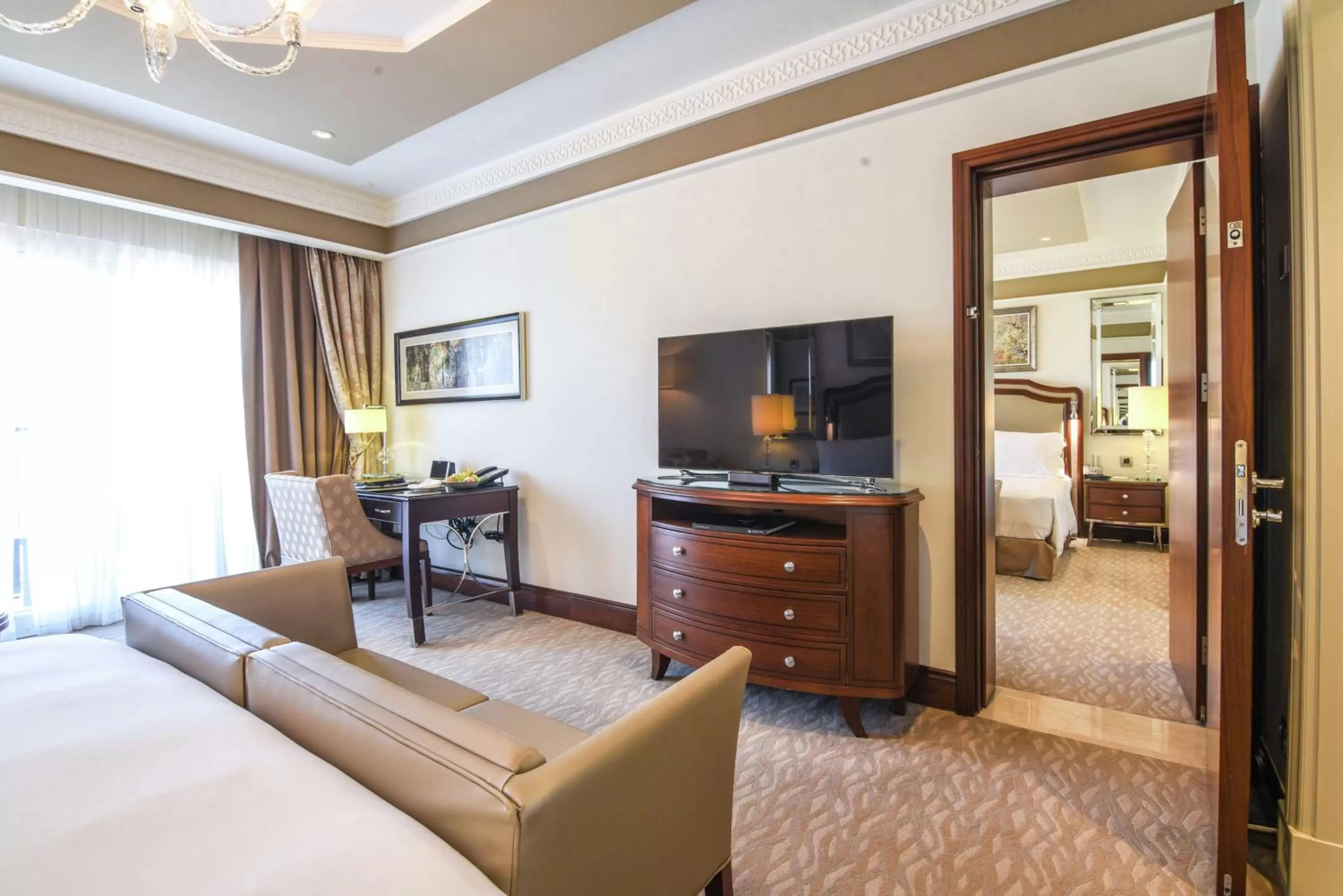 Bedroom, Bed in Waldorf Astoria Jerusalem