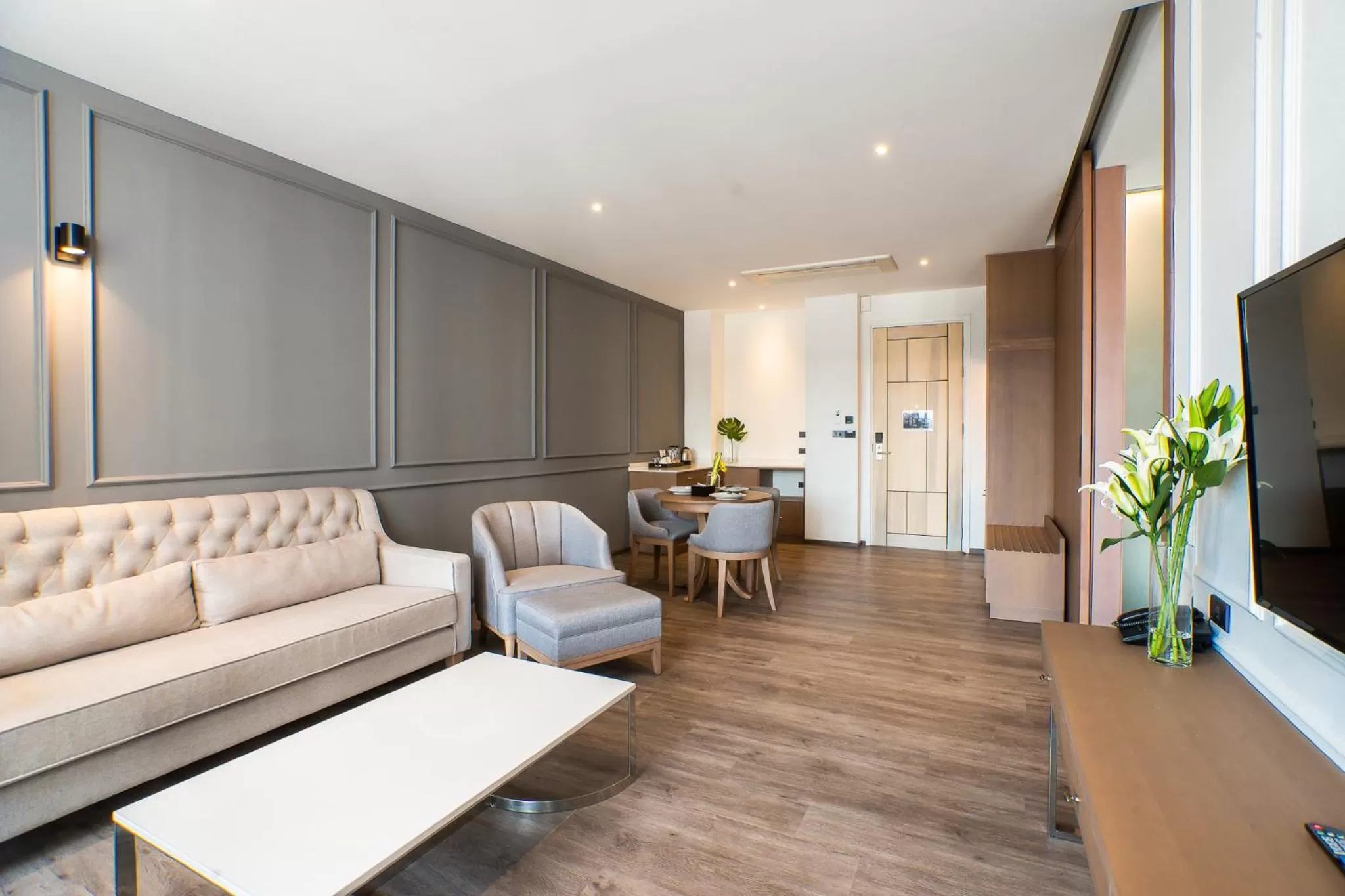 Living room in One Patio Hotel Pattaya - SHA Extra Plus