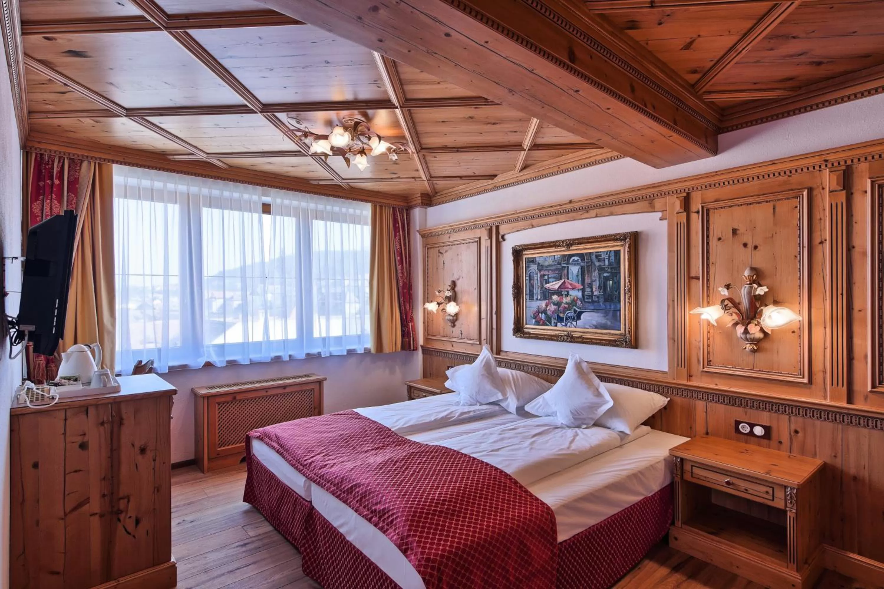 Photo of the whole room, Bed in Mercure Sighisoara Binderbubi Hotel & Spa