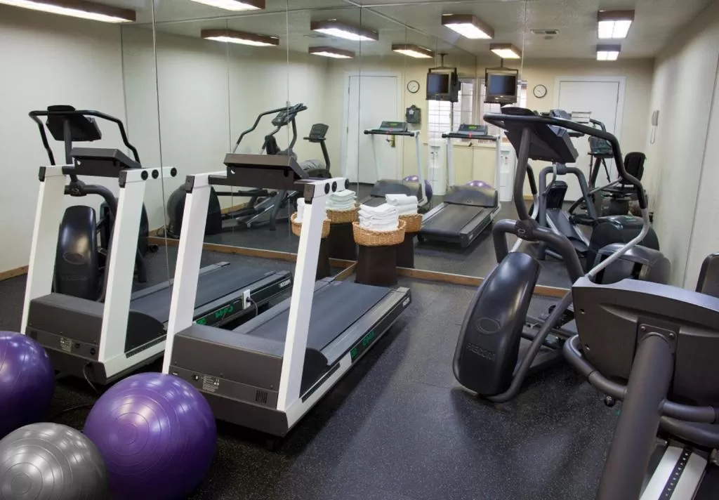 Fitness centre/facilities in Poulsbo Inn & Suites