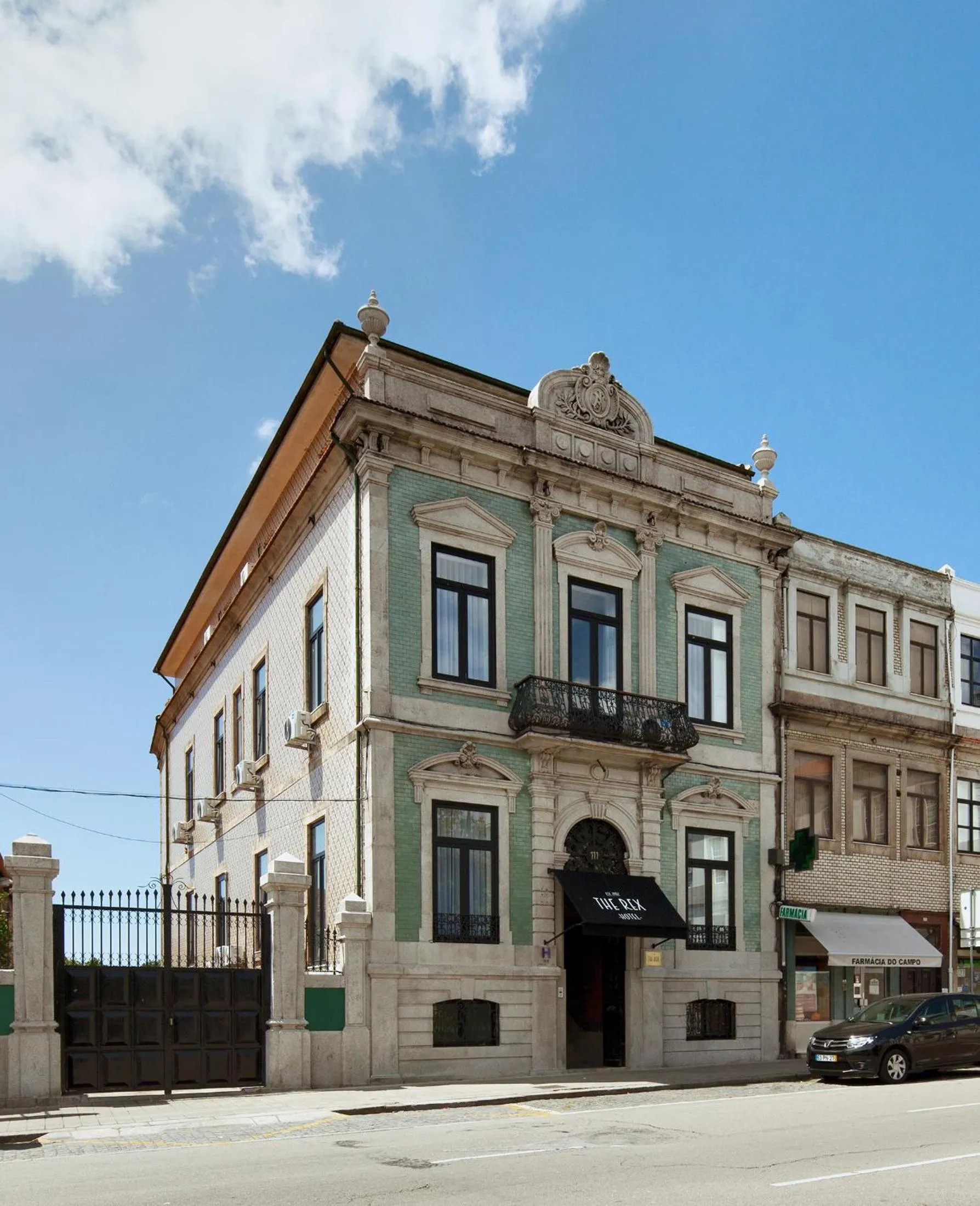 Property building in The Rex Hotel Porto
