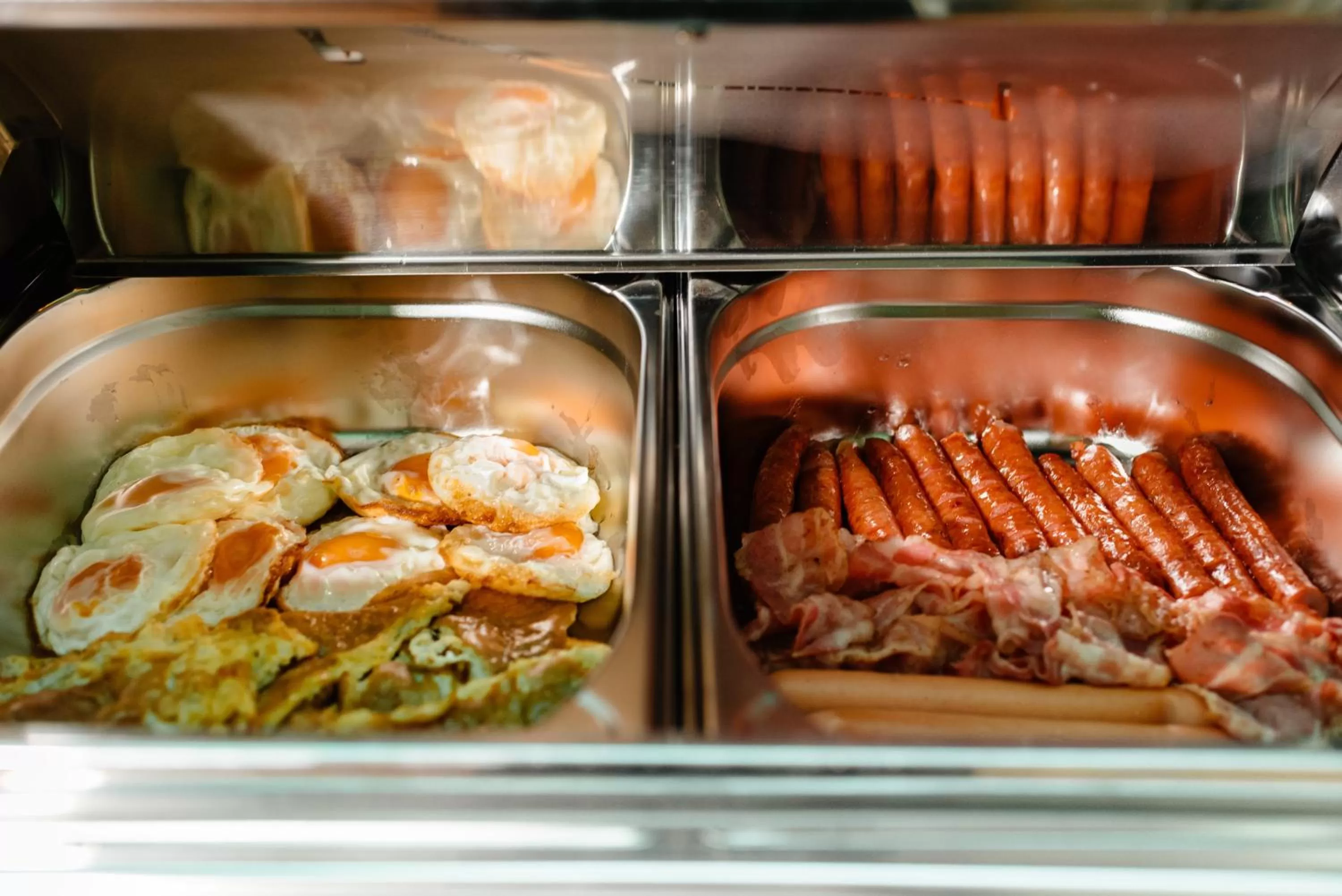 Breakfast in Palace Bulevard Inn