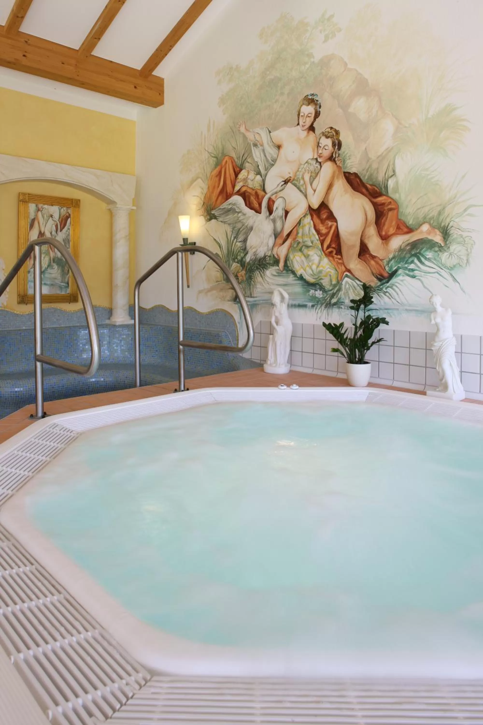Hot Tub in Wellness- und Vitalhotel Böhmhof