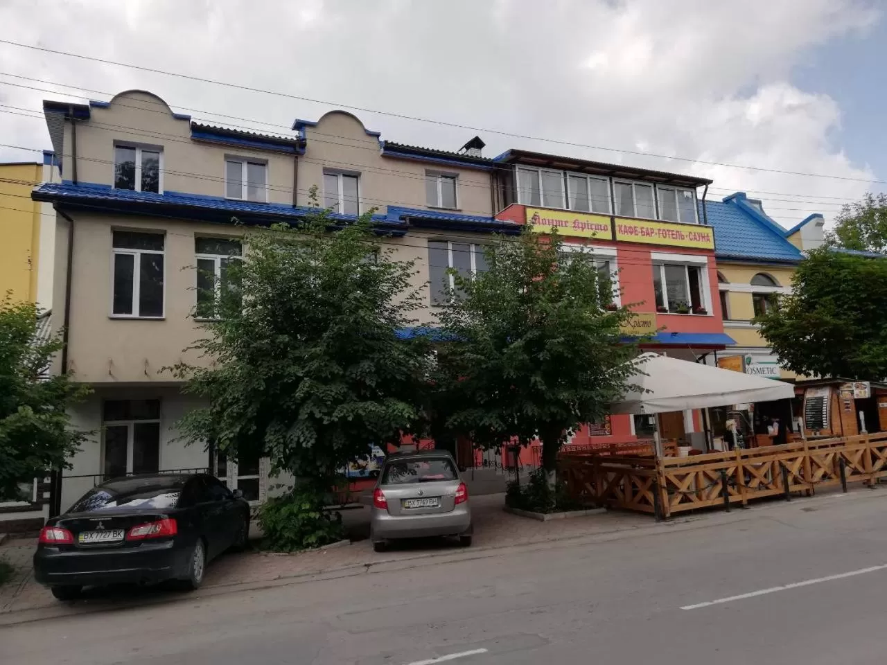 Property Building in Monte-Kristo Hotel