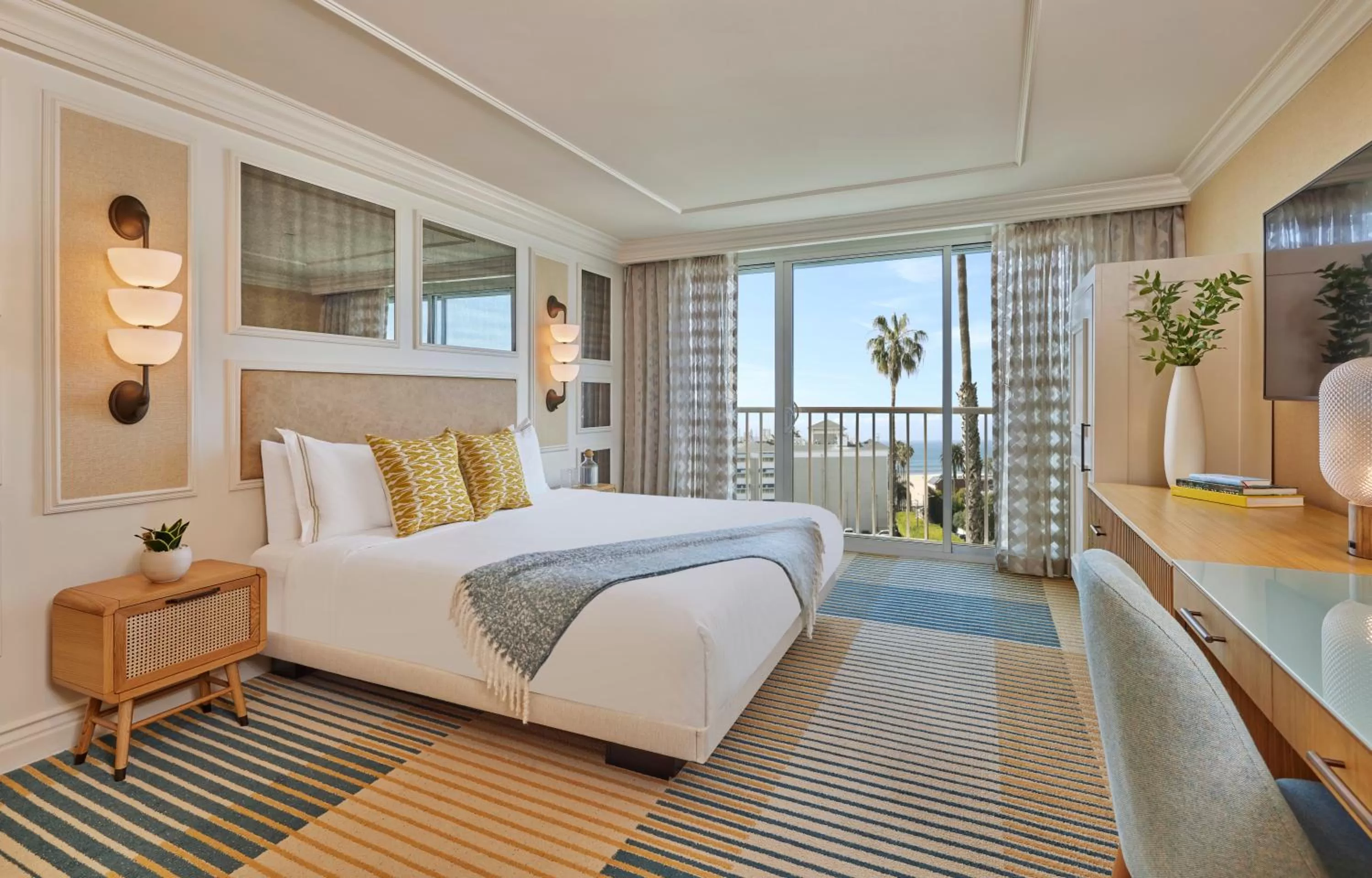 Bedroom, Bed in Viceroy Santa Monica