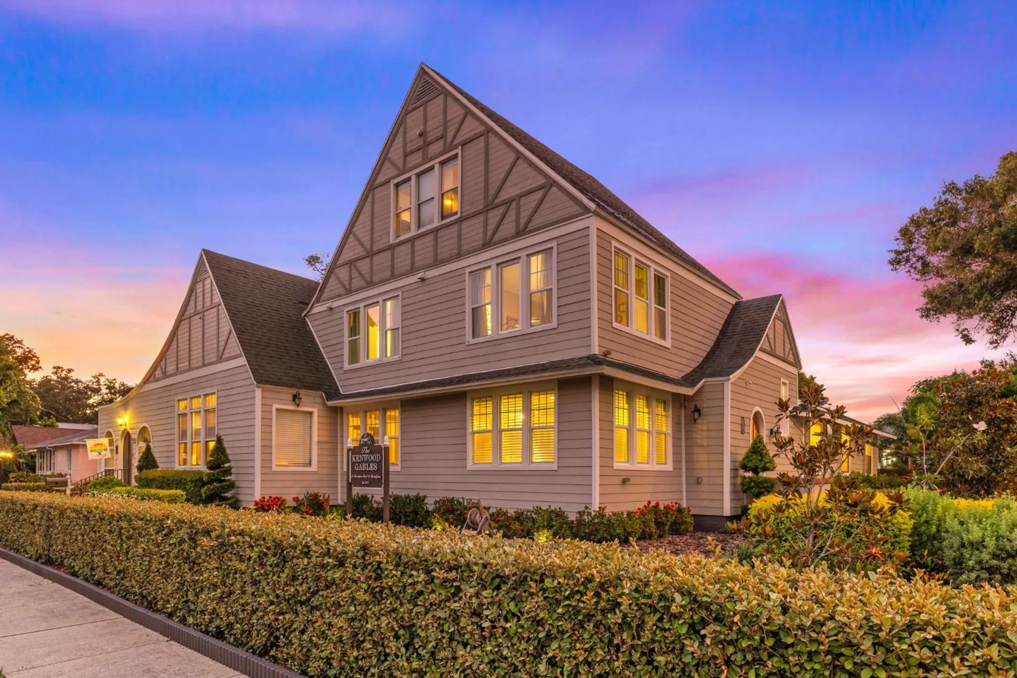 Property Building in The Kenwood Gables