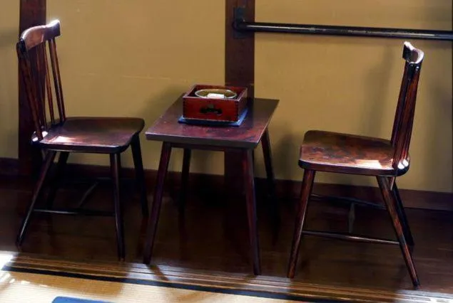 Seating area in Ryori Ryokan Tsurugata