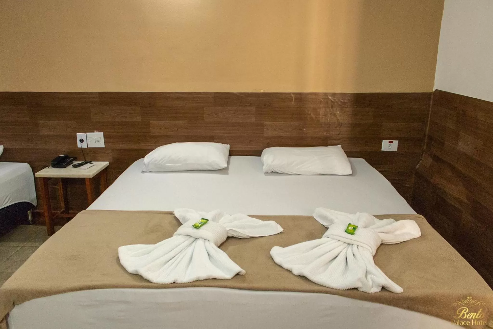 Bed in Bento palace hotel