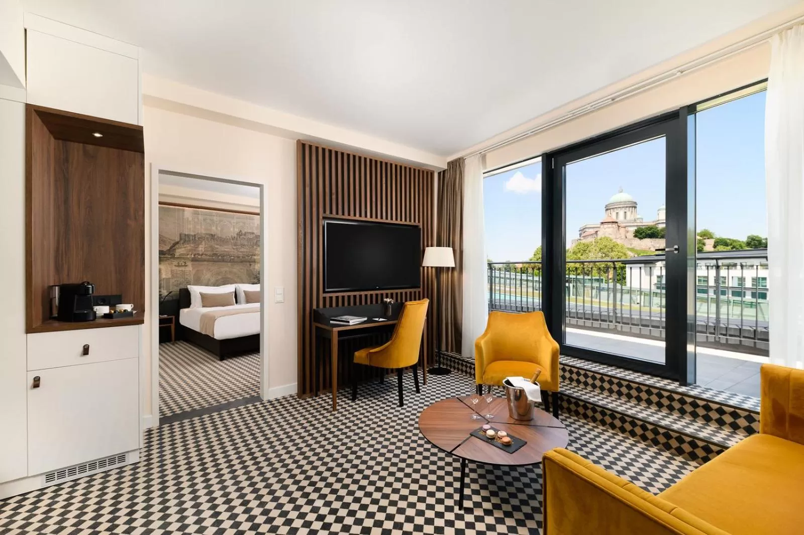 Living room in Grand Hotel Esztergom