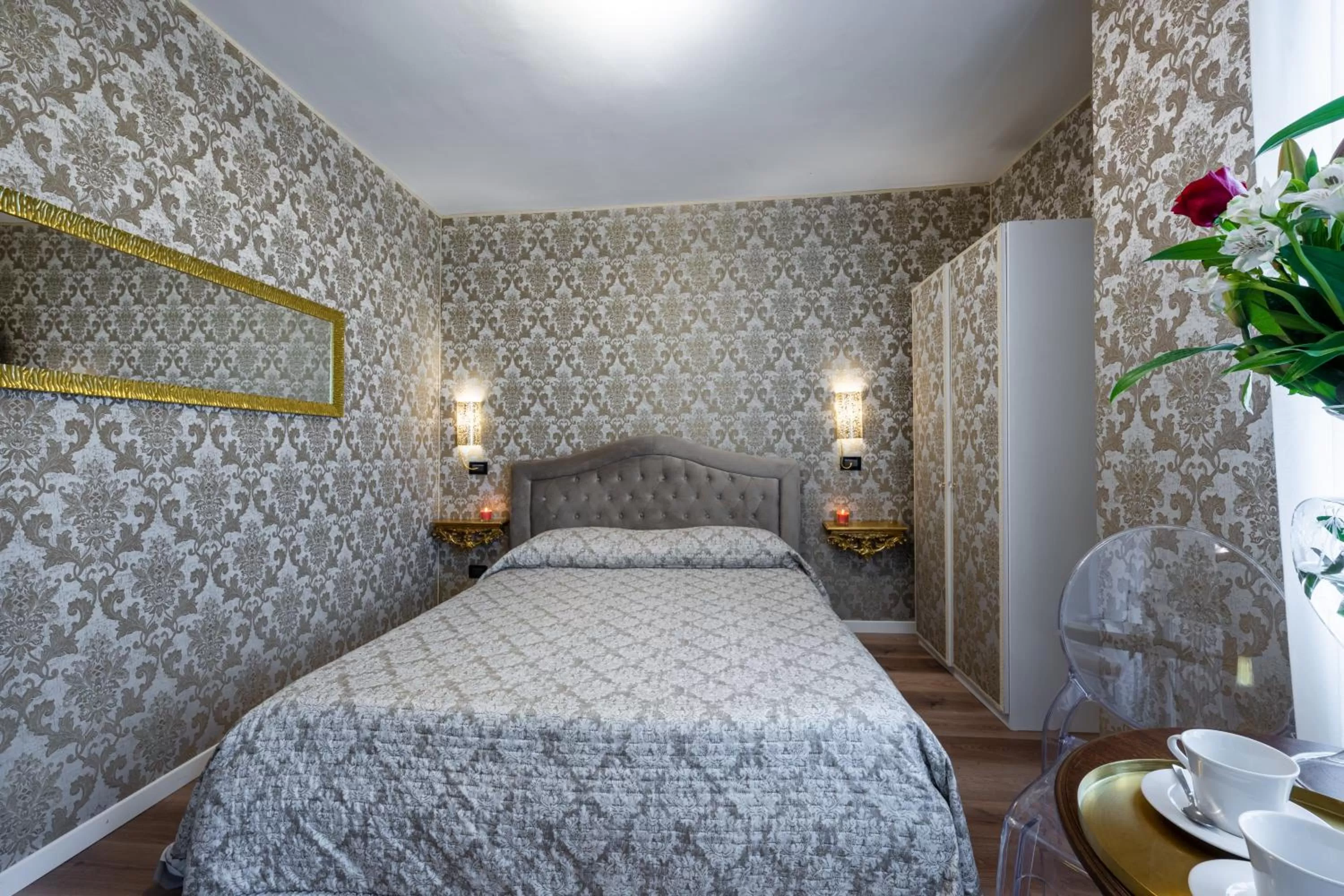 Bed in Hotel Apostoli Garden