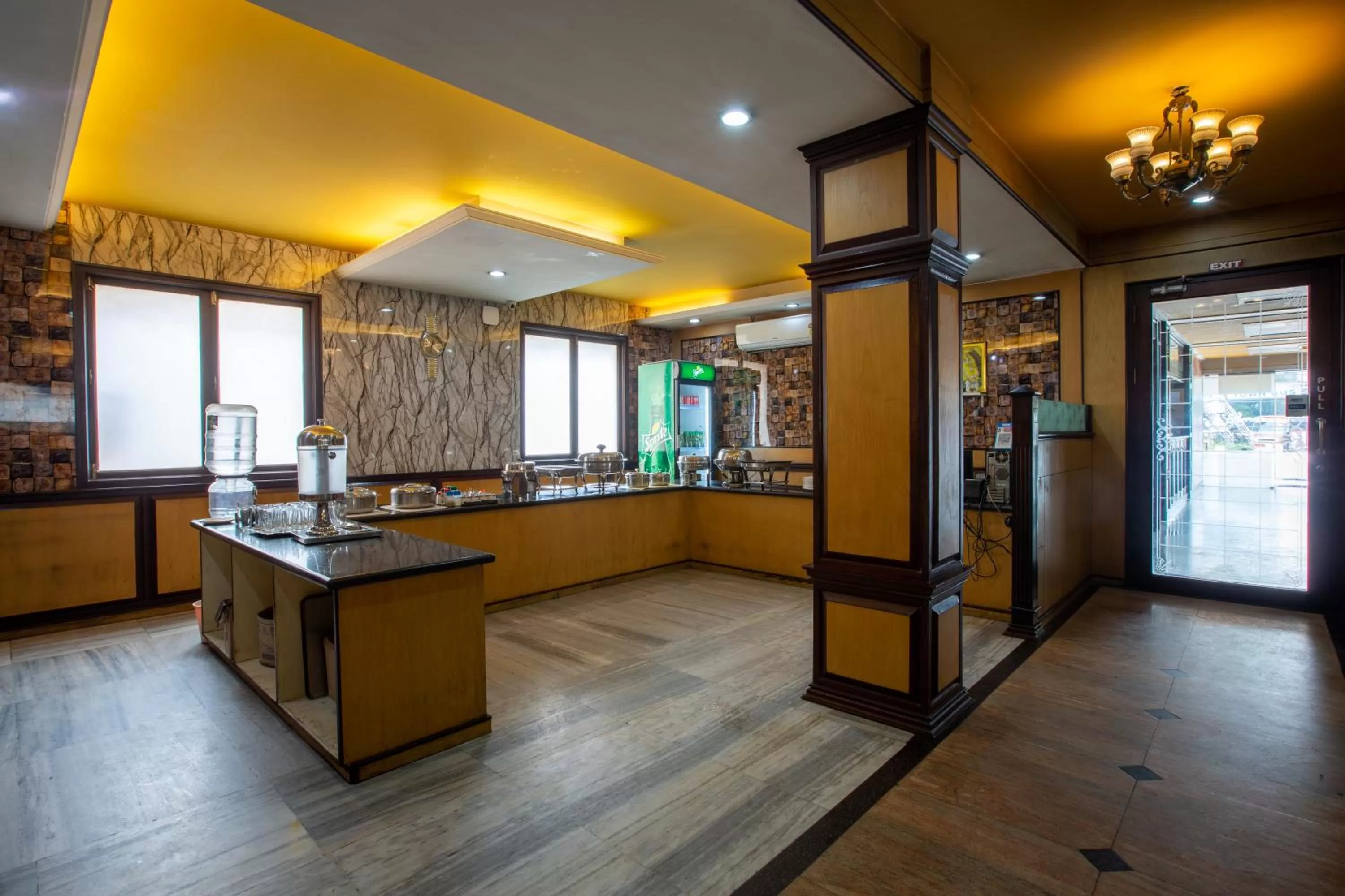 Breakfast in Sri Aarvee Hotels