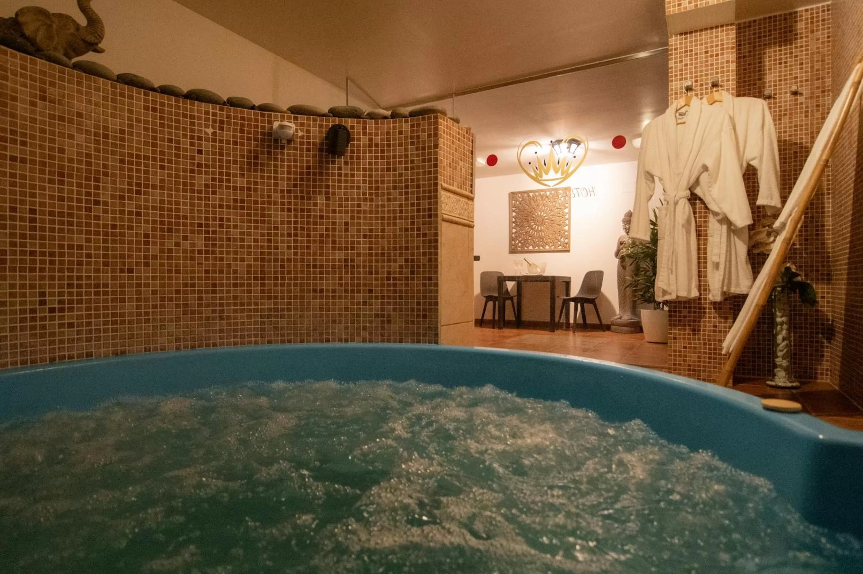 Hot Tub in Hotel El Tejar & Spa