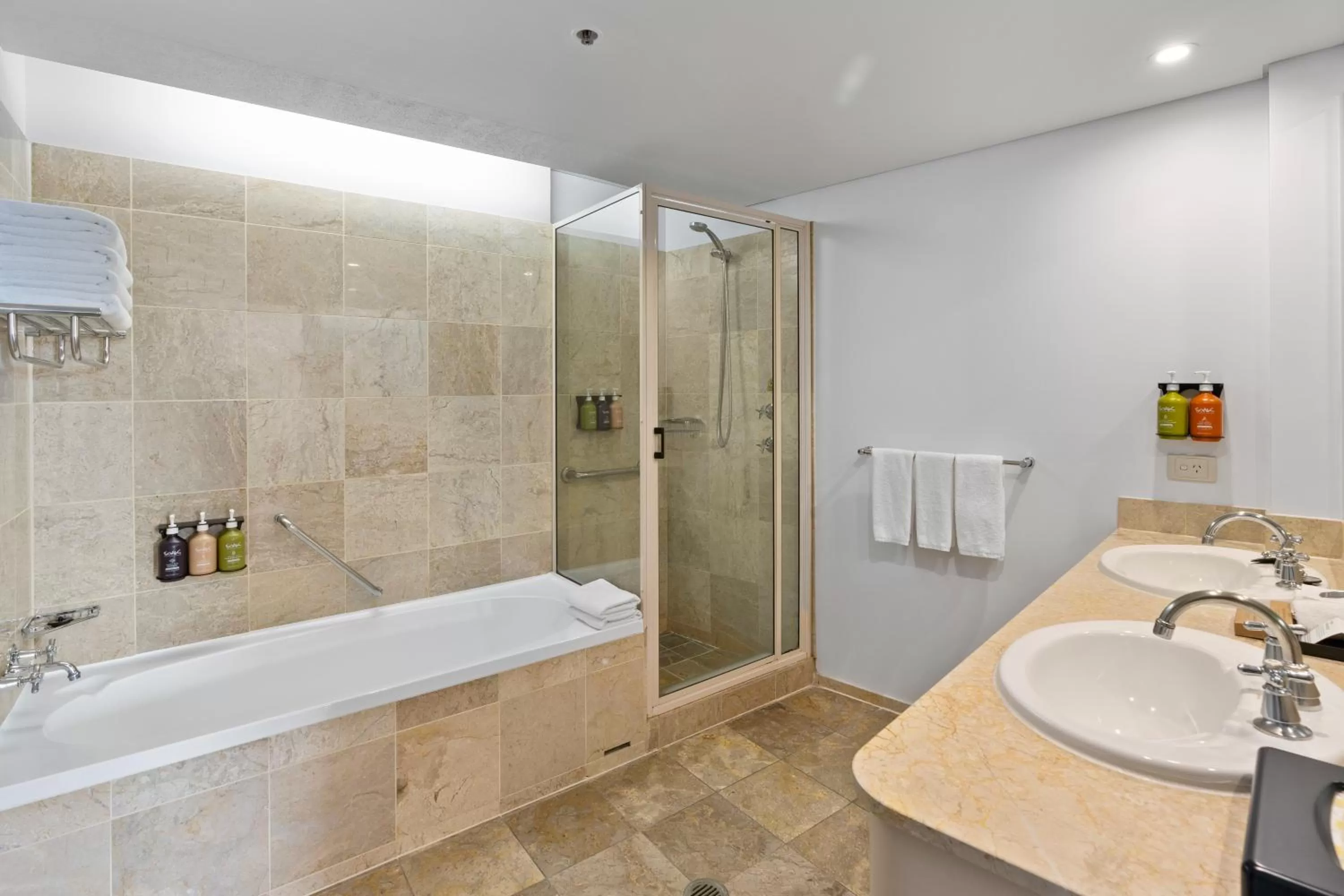 Bathroom in Holiday Inn Sydney Potts Point