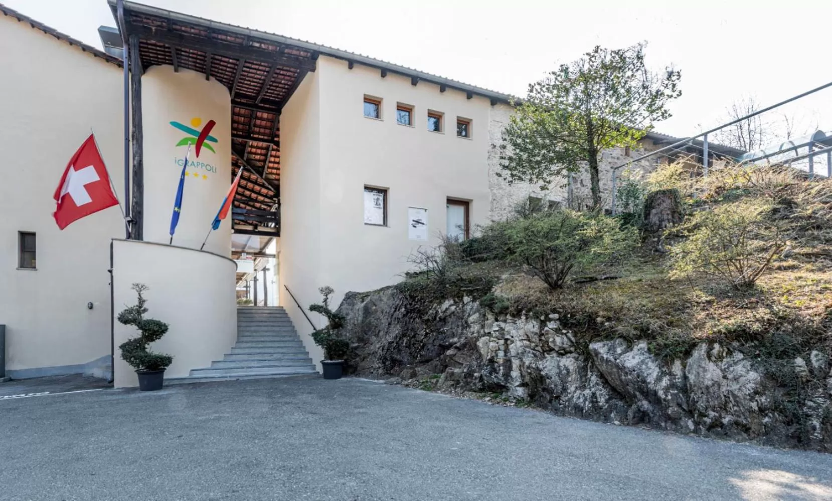 Facade/entrance in I Grappoli