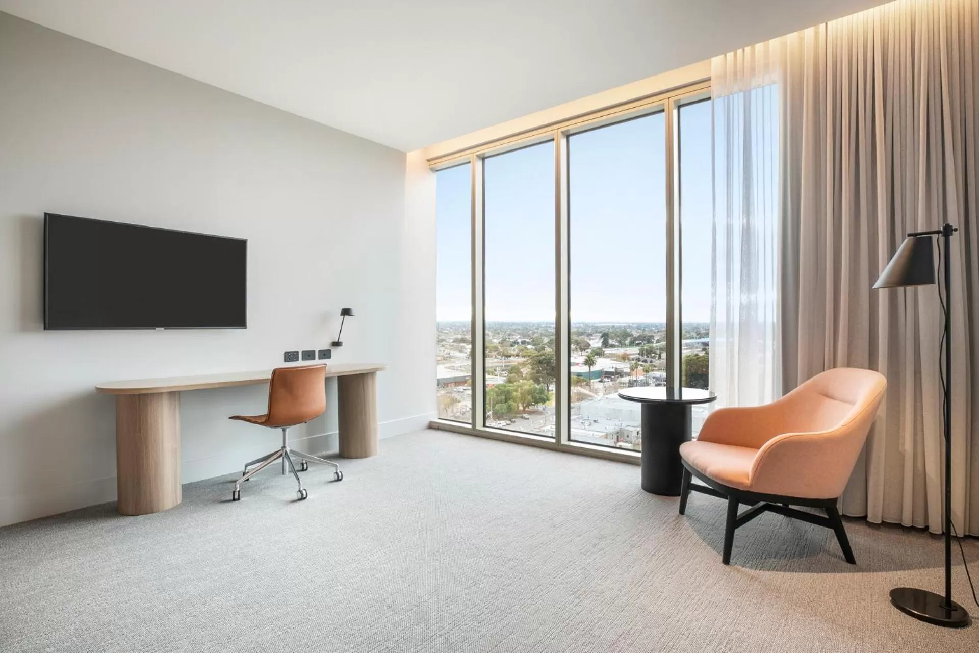 TV and multimedia in Holiday Inn Werribee by IHG