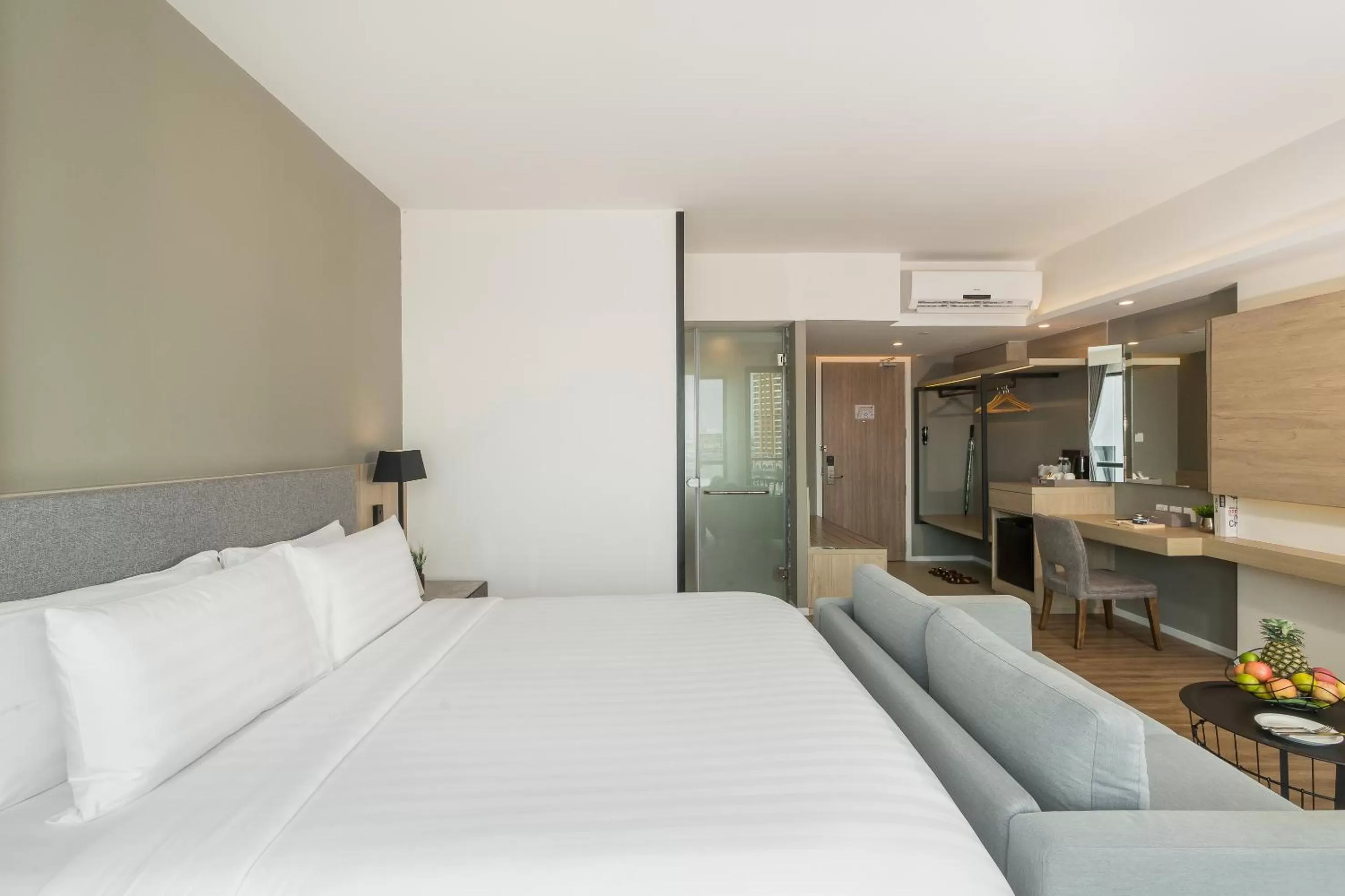 Bed in Hotel Amber Pattaya