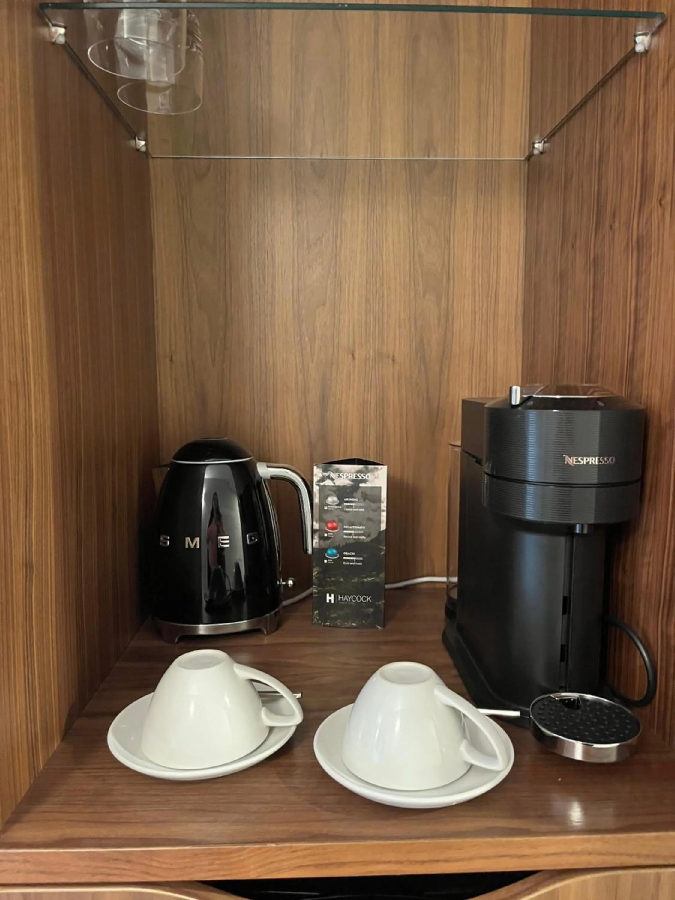 Coffee/tea facilities in The Haycock Manor Hotel