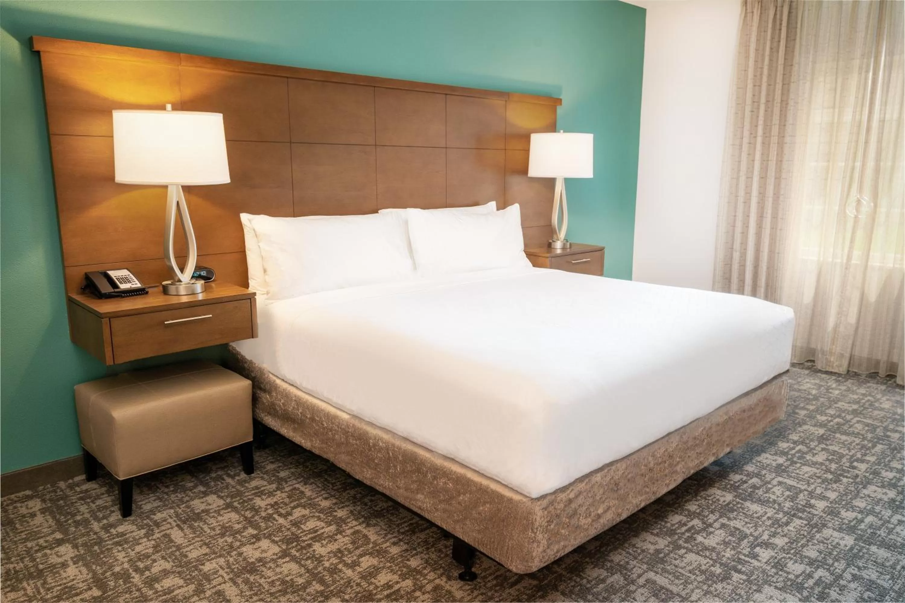 Photo of the whole room, Bed in Staybridge Suites - Nashville - Franklin by IHG