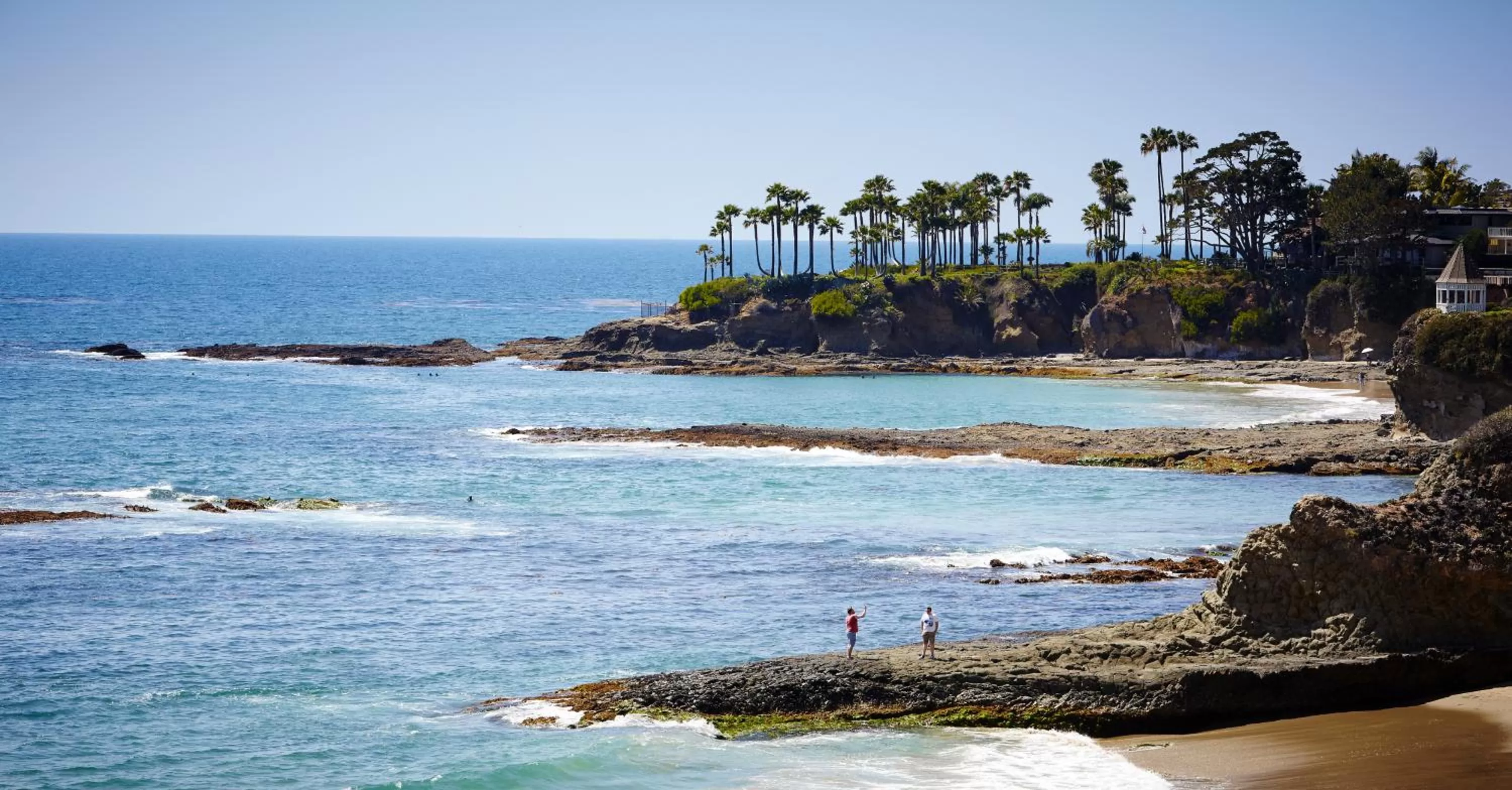 Area and facilities in Laguna Beach House