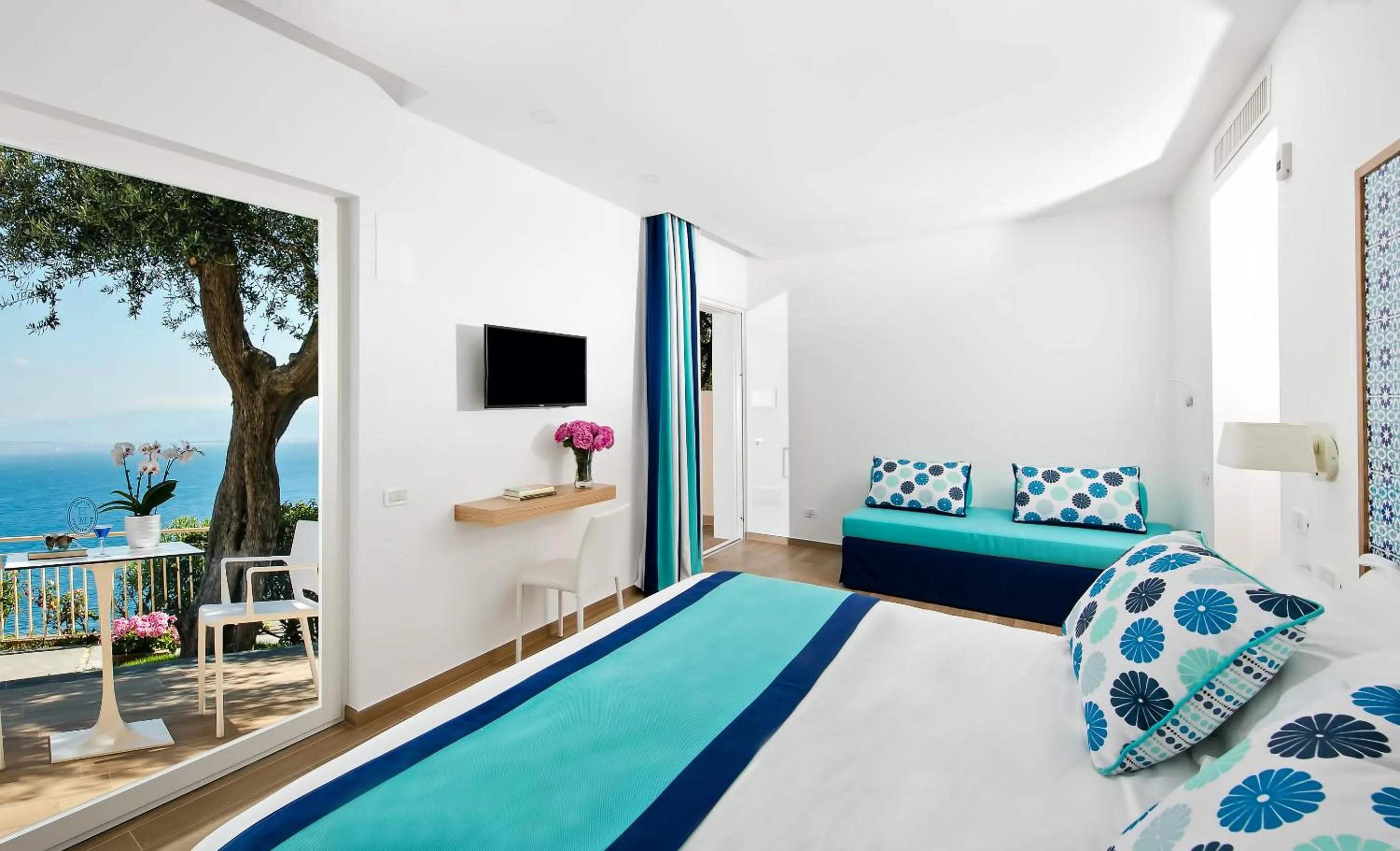 Photo of the whole room, Bed in Hotel Miramare